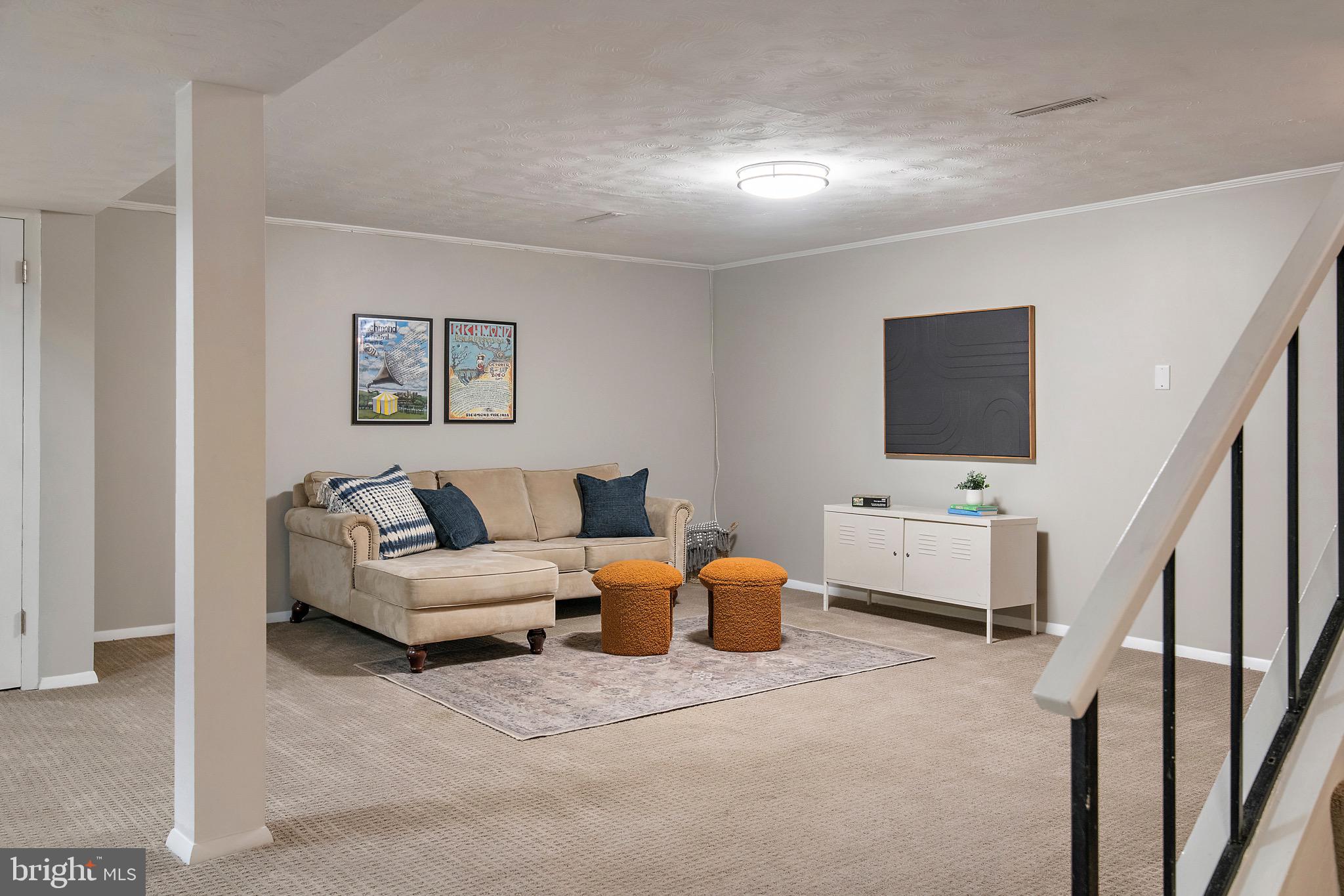 KENSINGTON - Residential