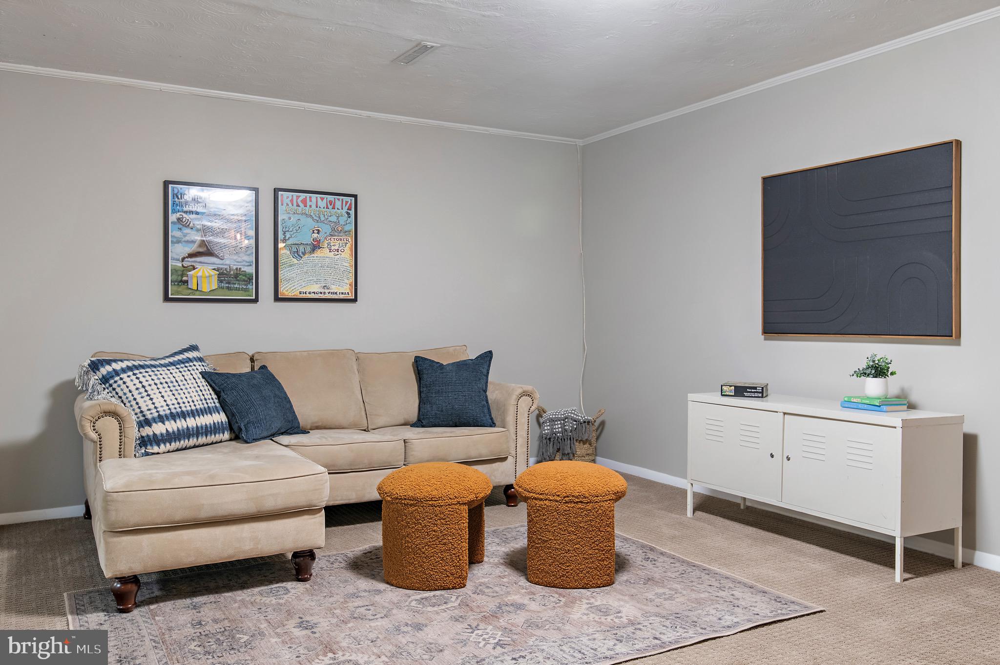 KENSINGTON - Residential