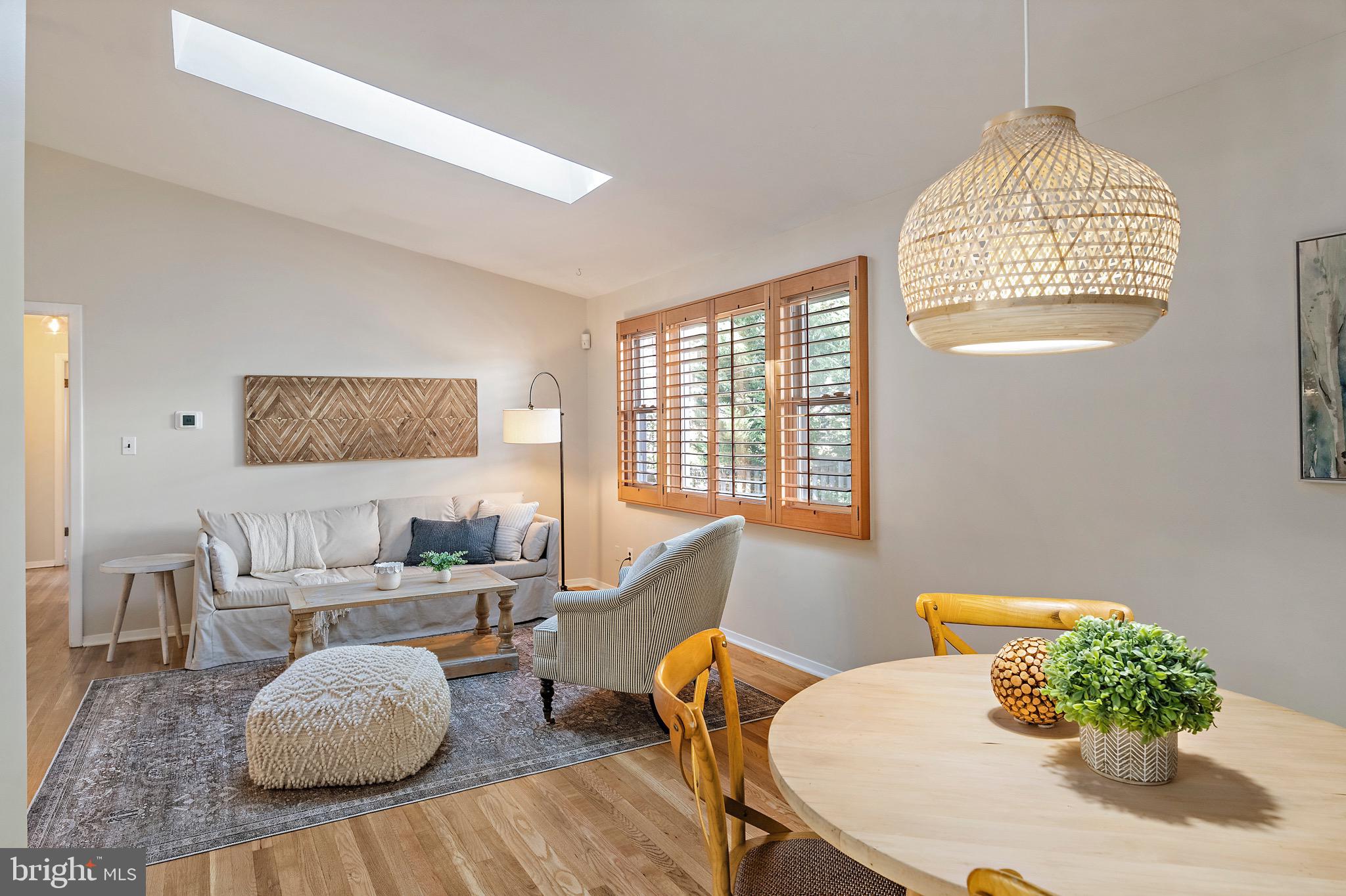 KENSINGTON - Residential