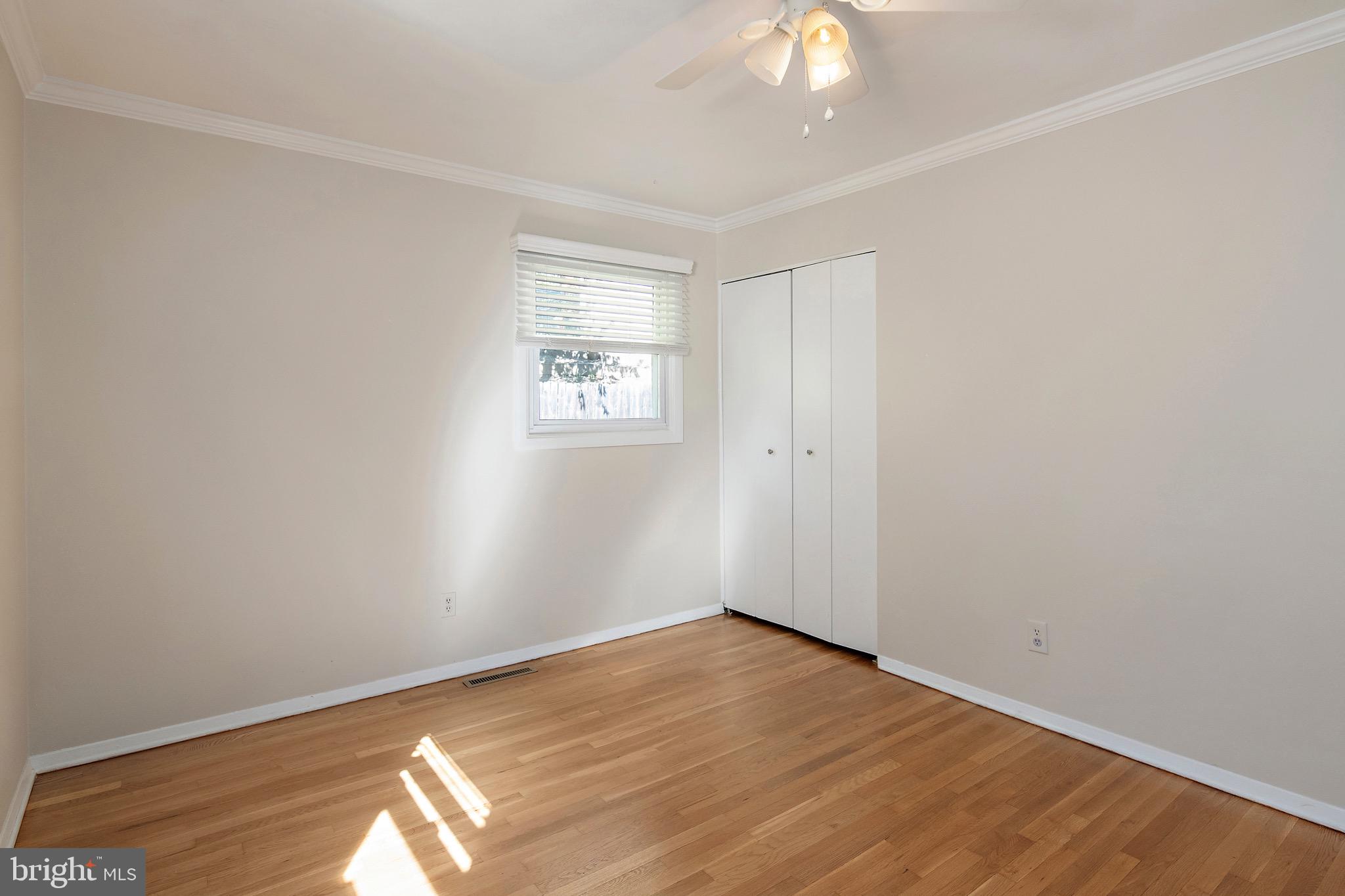 KENSINGTON - Residential