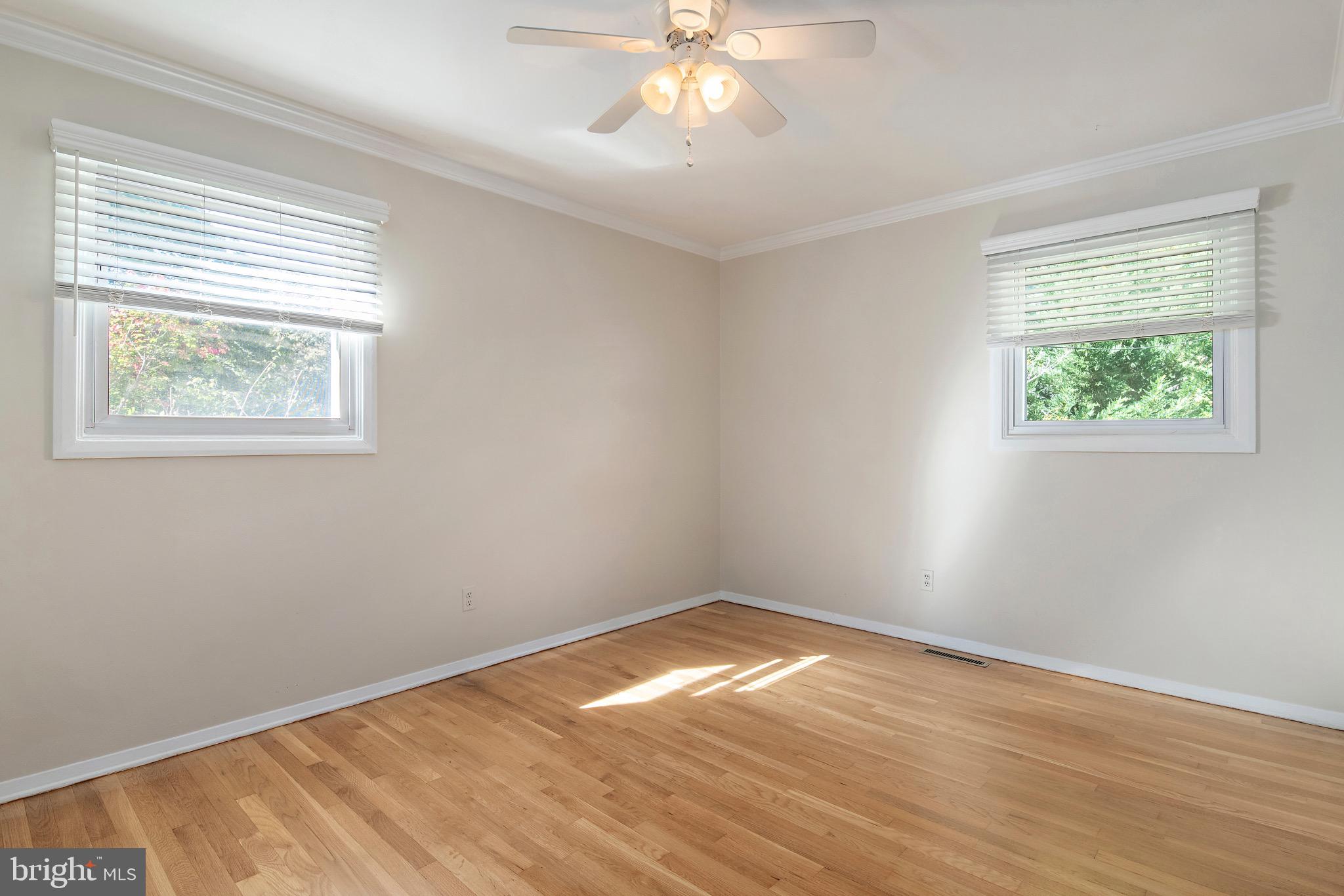 KENSINGTON - Residential