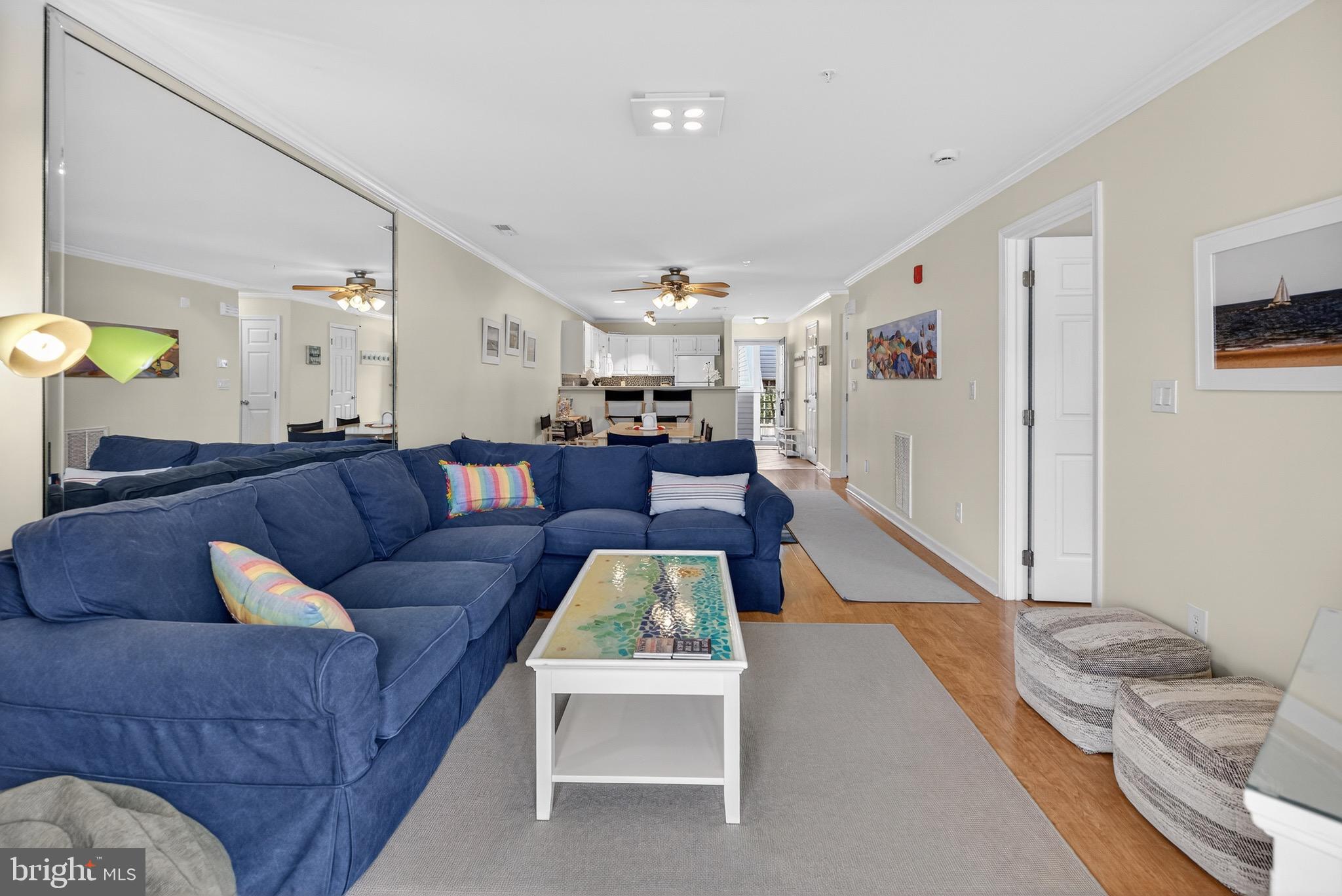 SANIBEL VILLAGE - Residential