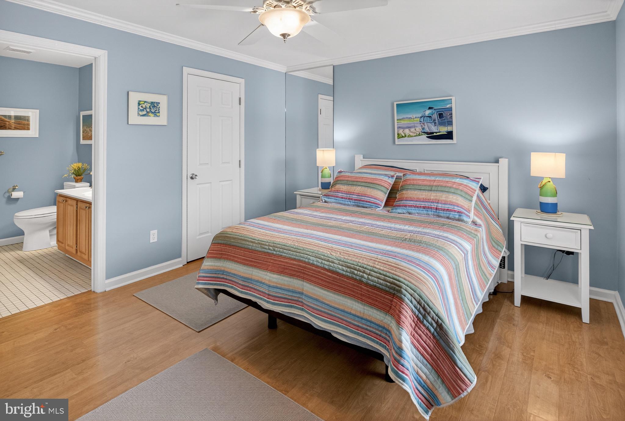 SANIBEL VILLAGE - Residential