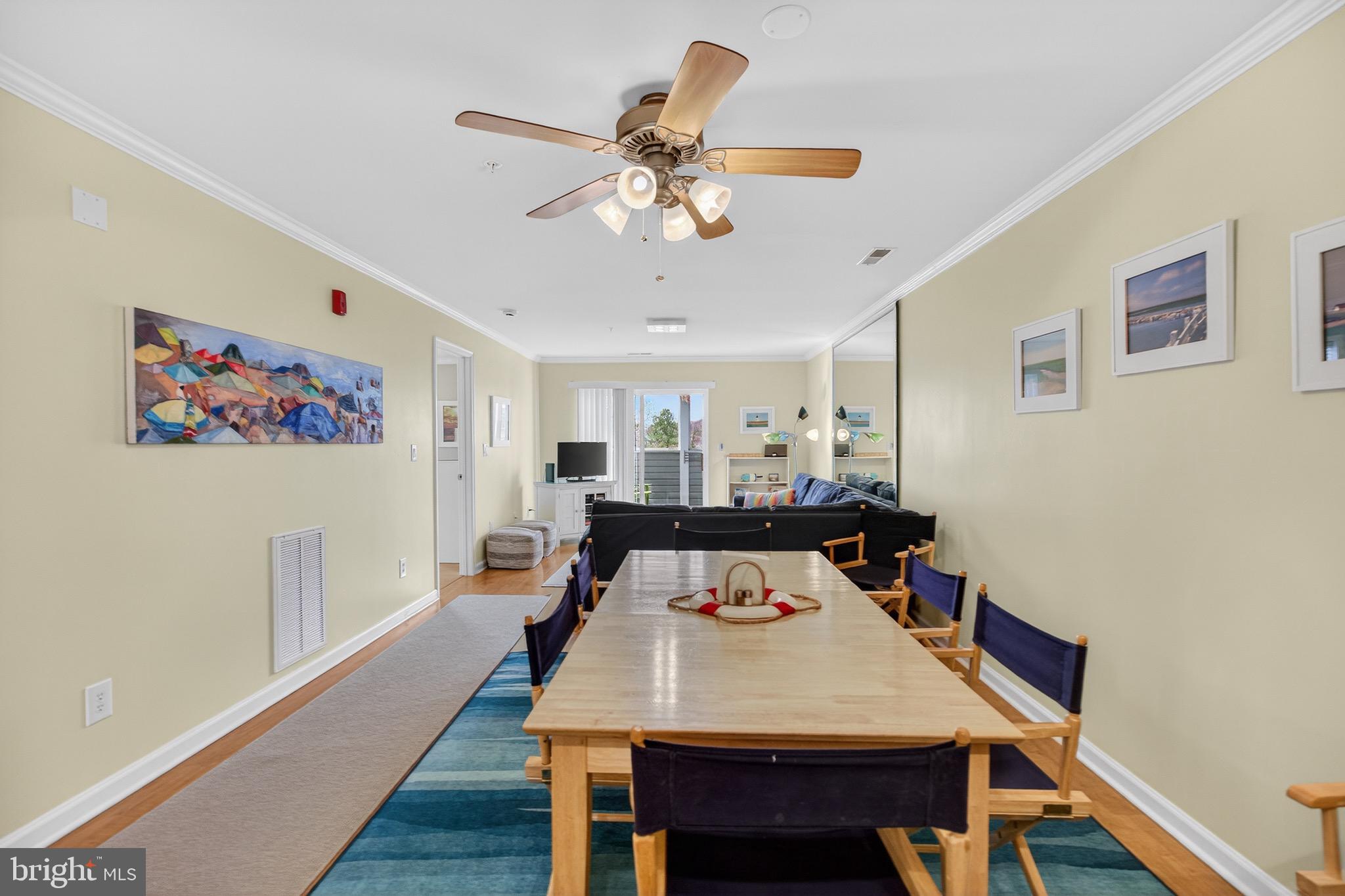 SANIBEL VILLAGE - Residential