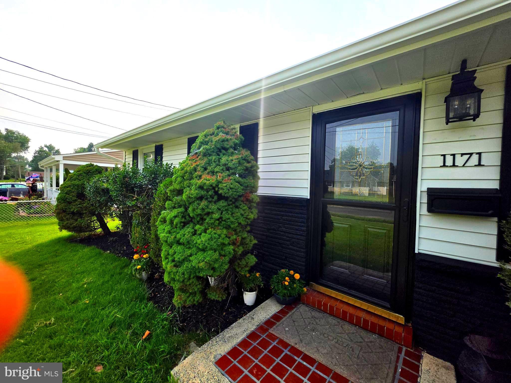 1171 LEWIS TERRACE