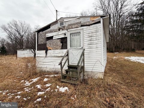 Photo of 119 Grand Canyon Road, HOPEWELL, PA 16650 (MLS # PABD2003038)