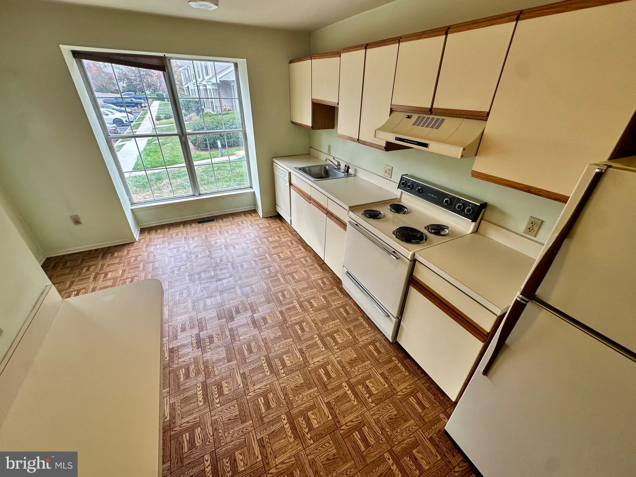 BRIARWOOD - Residential