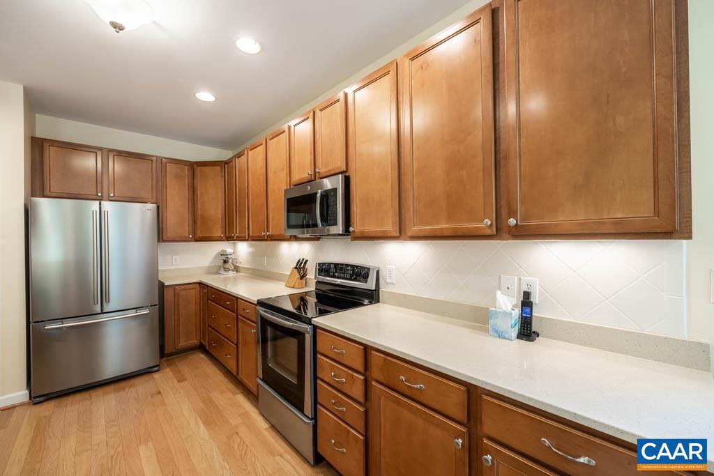 SPRING CREEK - Residential