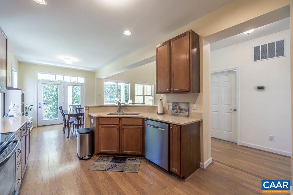 SPRING CREEK - Residential