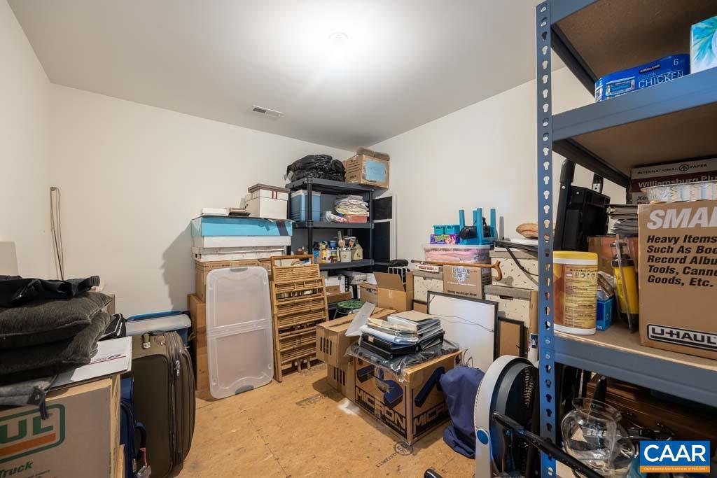 SPRING CREEK - Residential