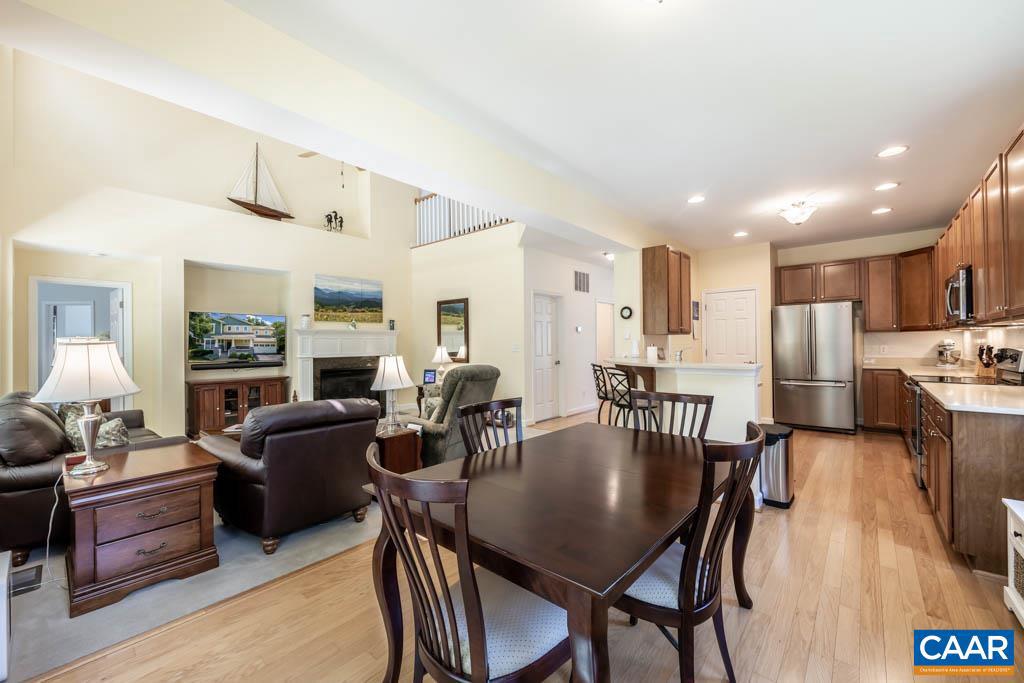 SPRING CREEK - Residential