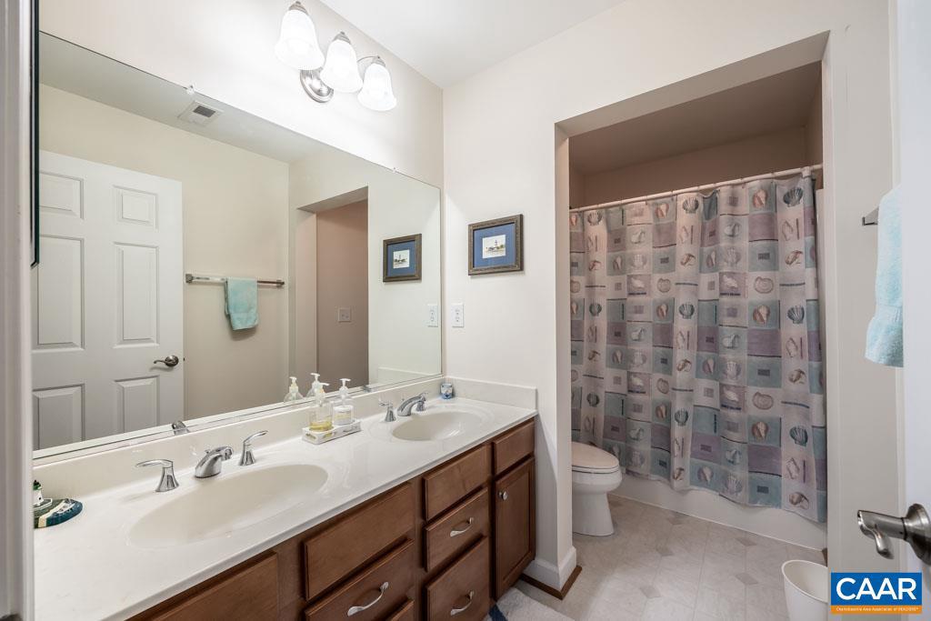 SPRING CREEK - Residential