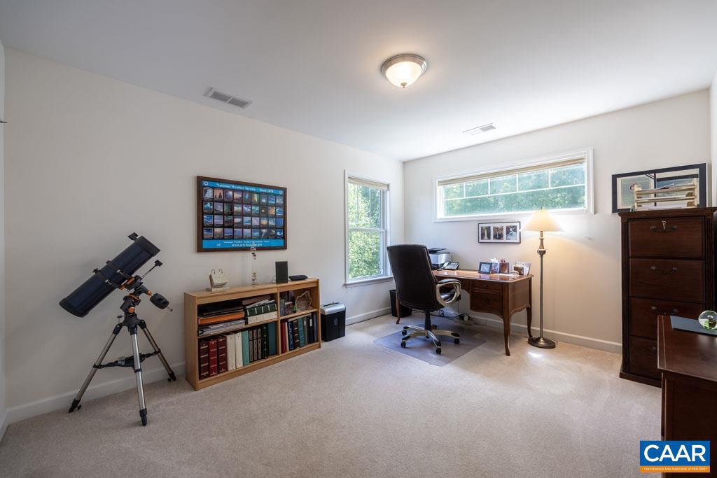 SPRING CREEK - Residential