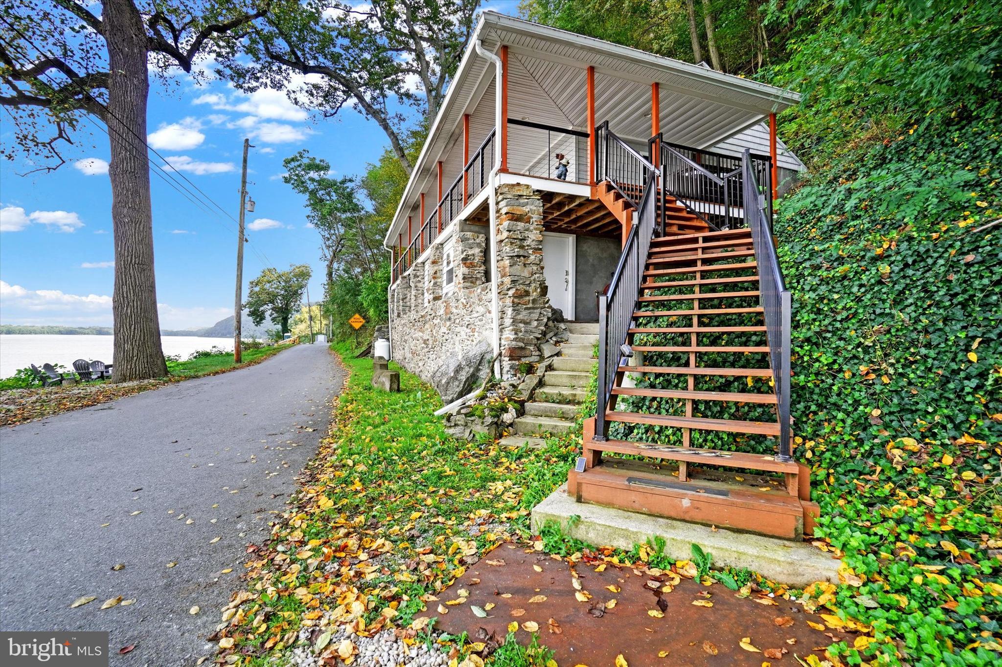 SUSQUEHANNA RIVER - Residential