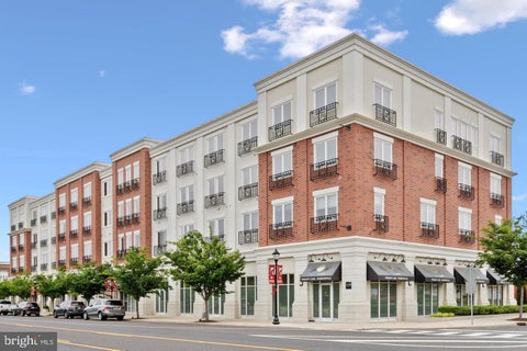 Photo for 2 N COMMERCE SQUARE 404