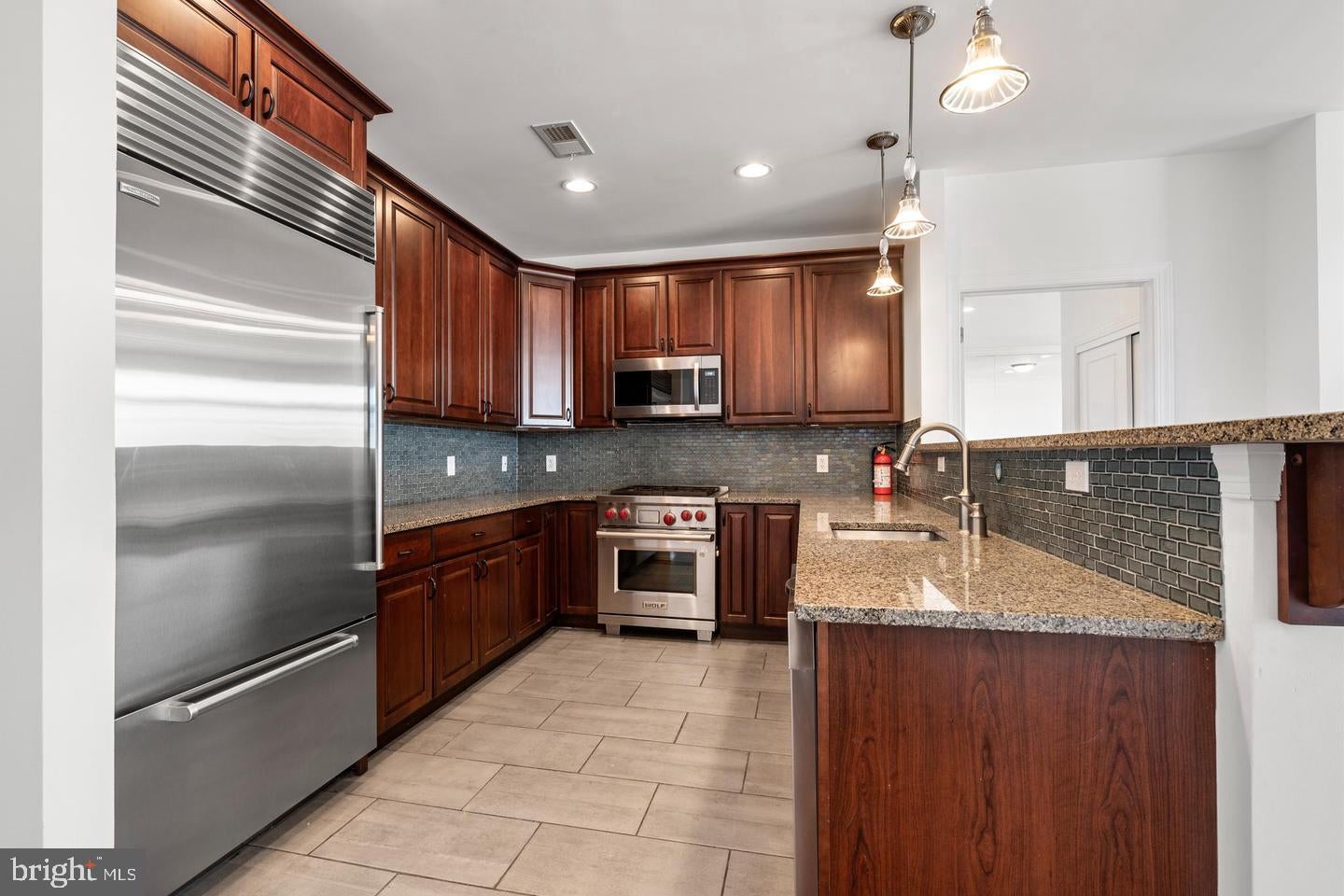 2 N COMMERCE SQUARE 404