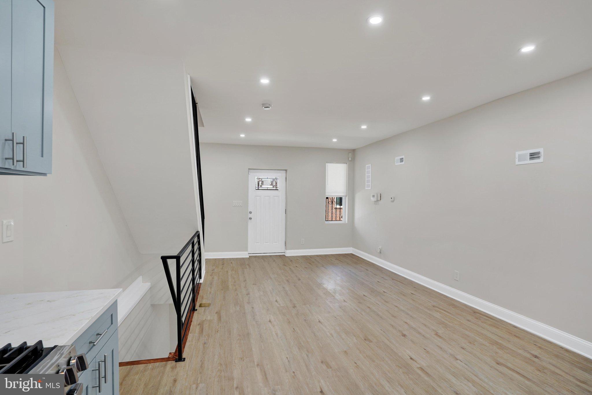 1424 S NAPA STREET