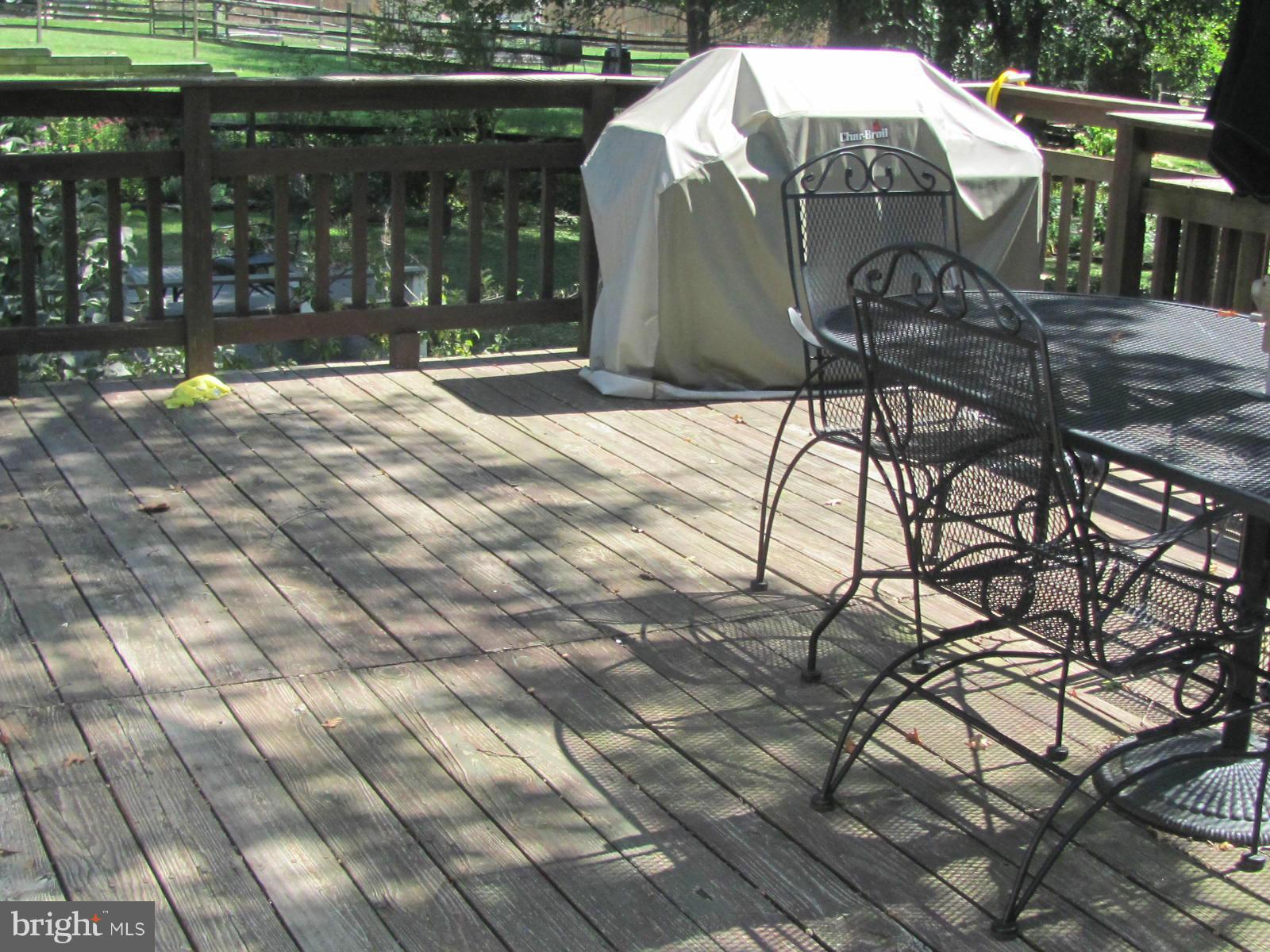 HILLENDALE FARMS - Residential