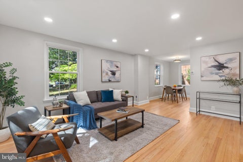 Photo of 4659 36th Street S #B, ARLINGTON, VA 22206 (MLS # VAAR2079602)