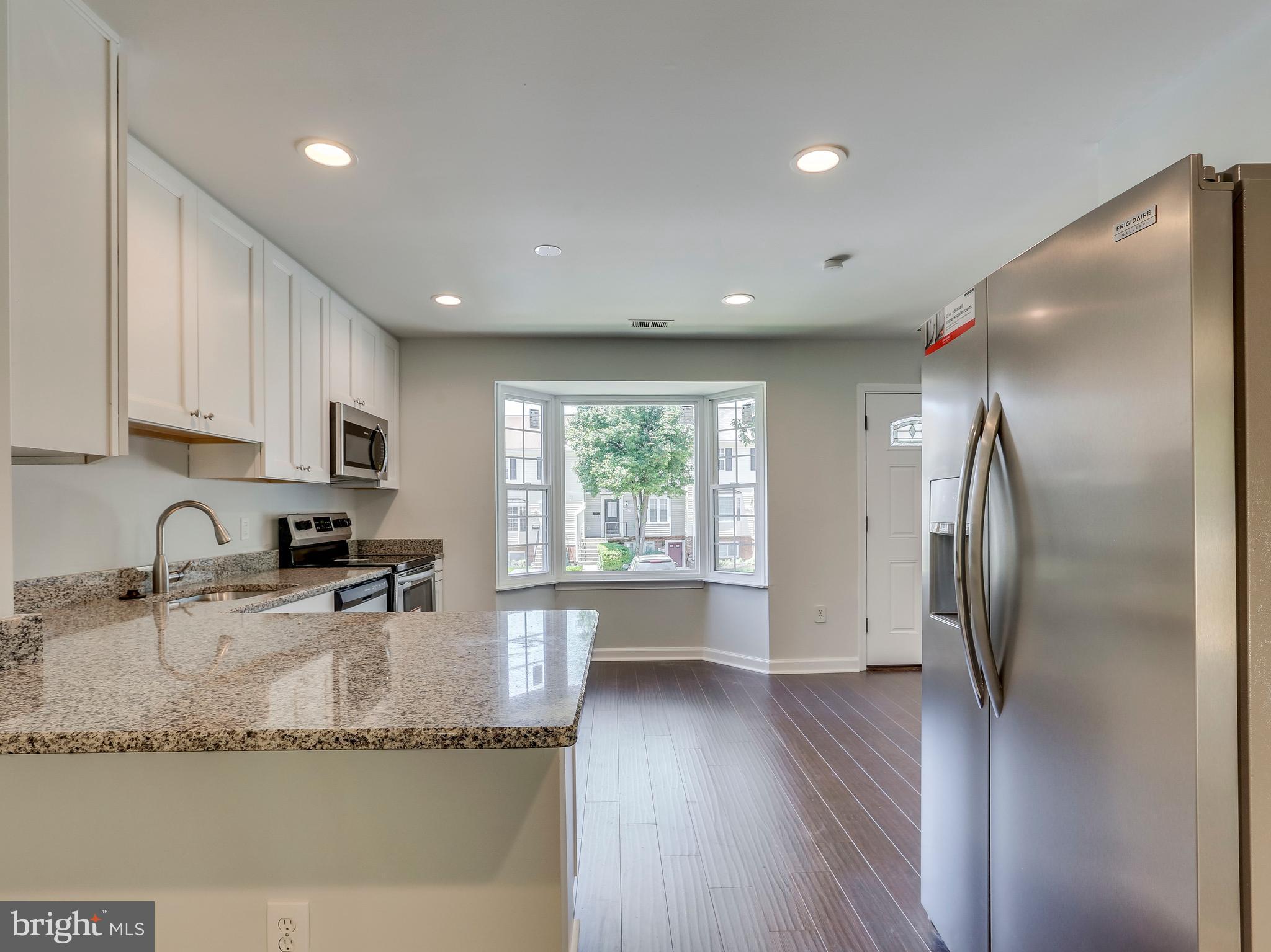 ARBORY CONDO PHASE SIX-R - Residential