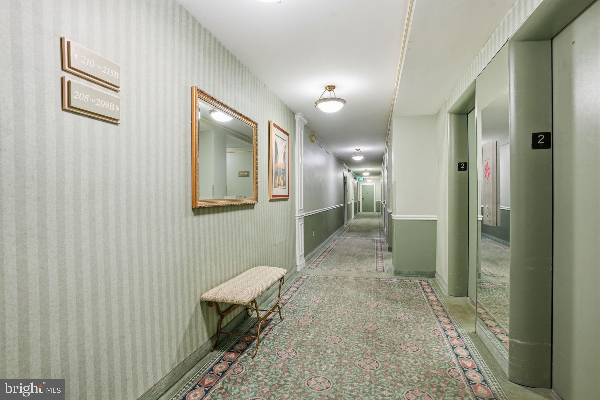 ELKINS PARK HOUSE - Residential