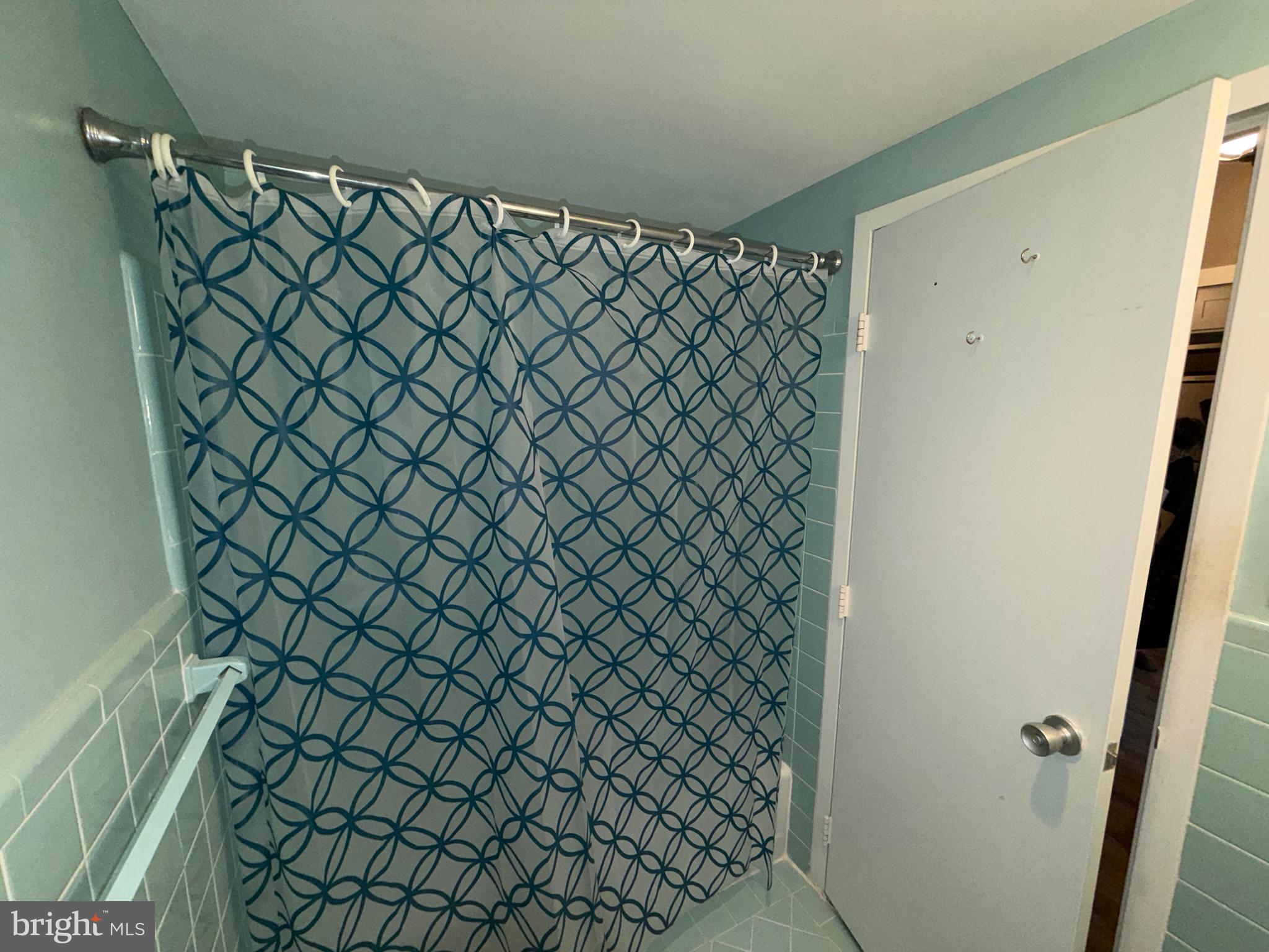 ELKINS PARK HOUSE - Residential