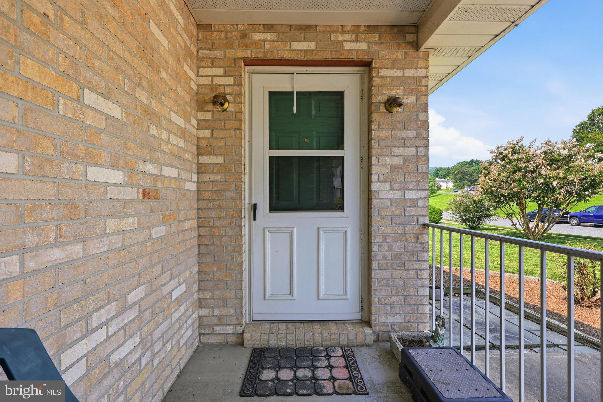 206 SUNHIGH DRIVE