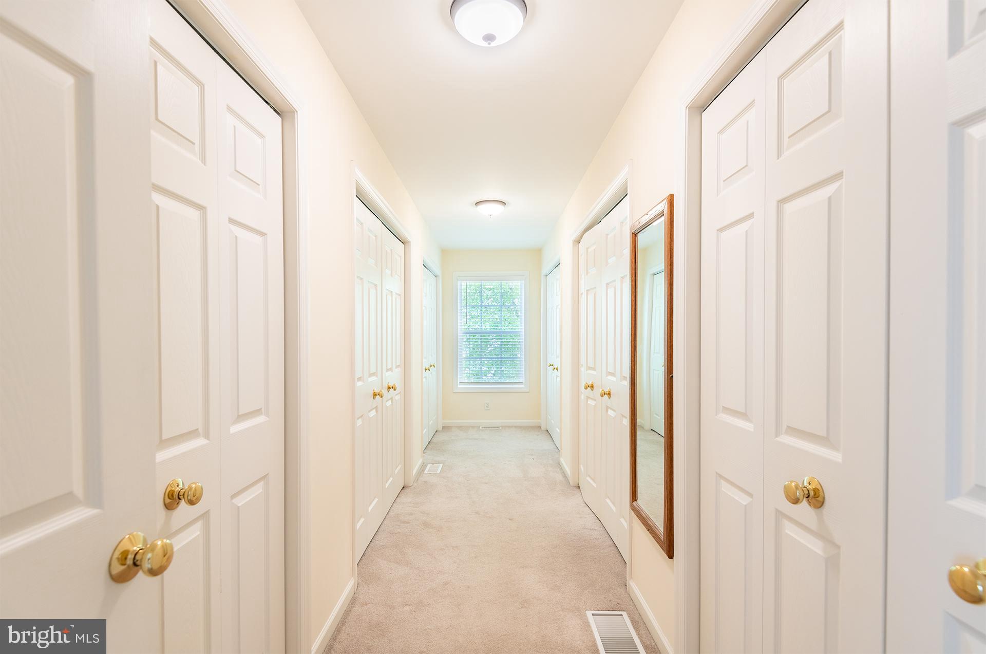 FOXPOINTE - Residential