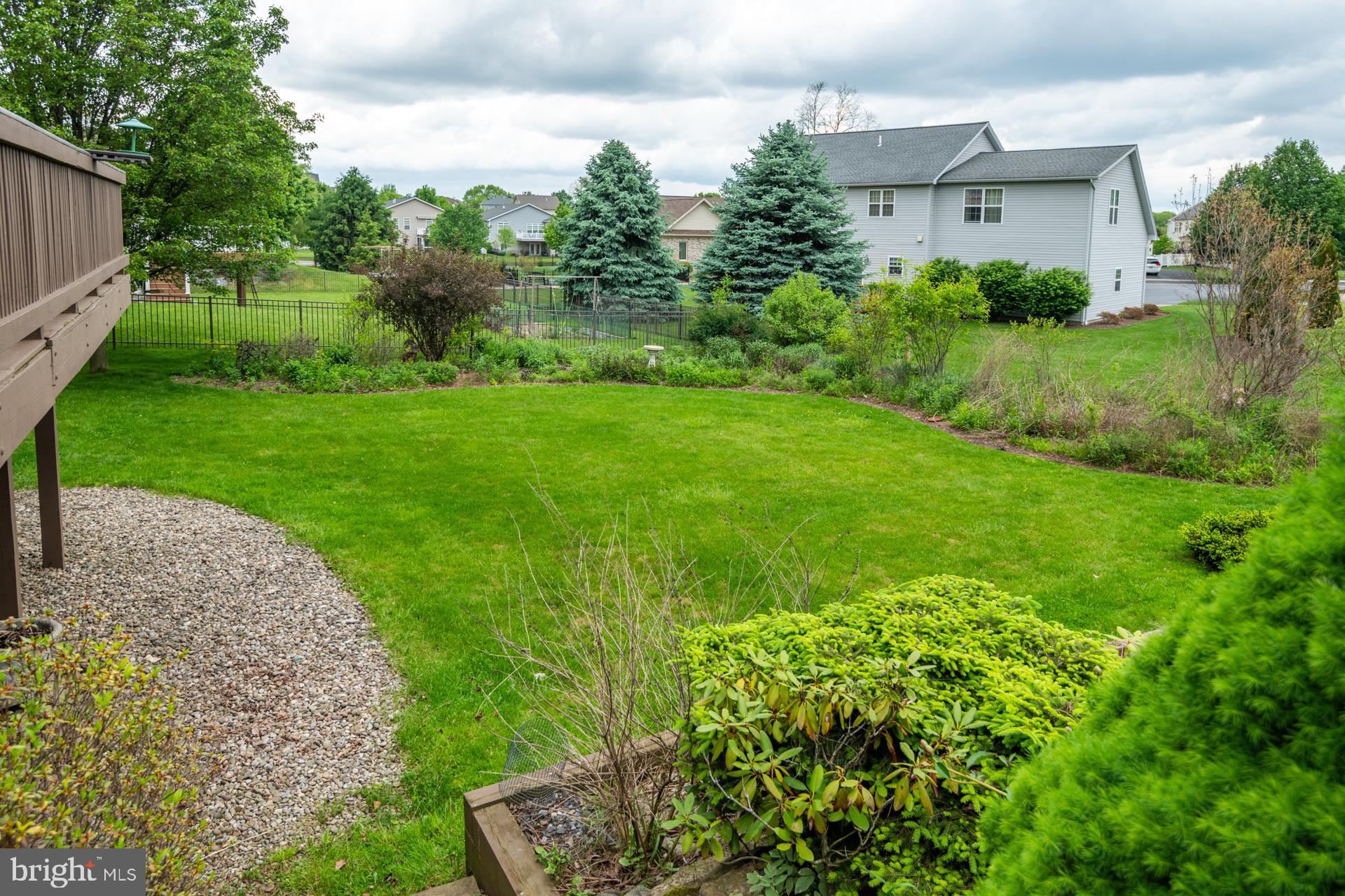 FOXPOINTE - Residential