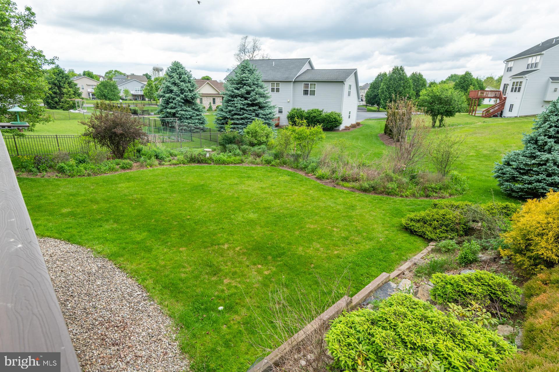 FOXPOINTE - Residential