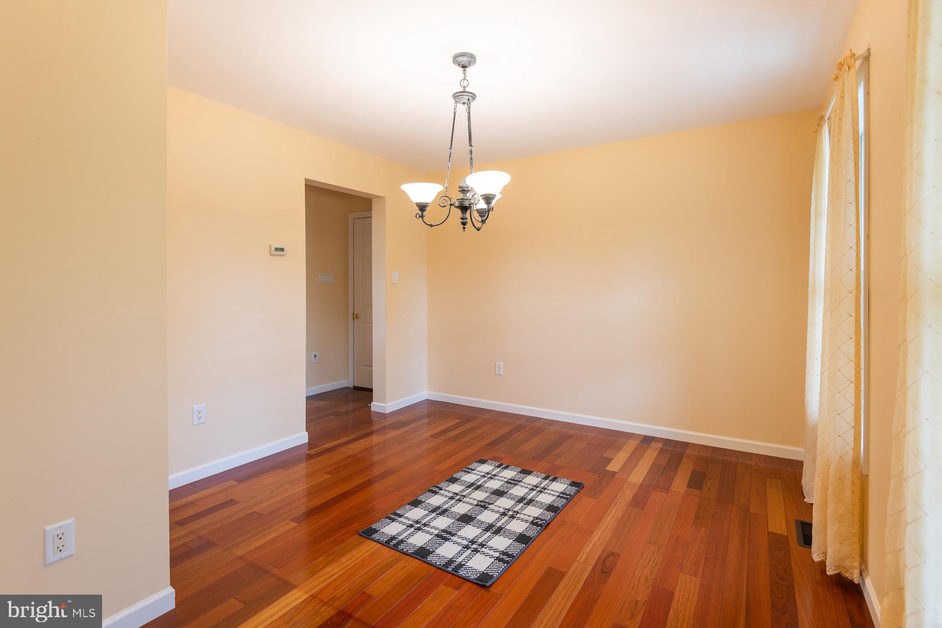 FOXPOINTE - Residential