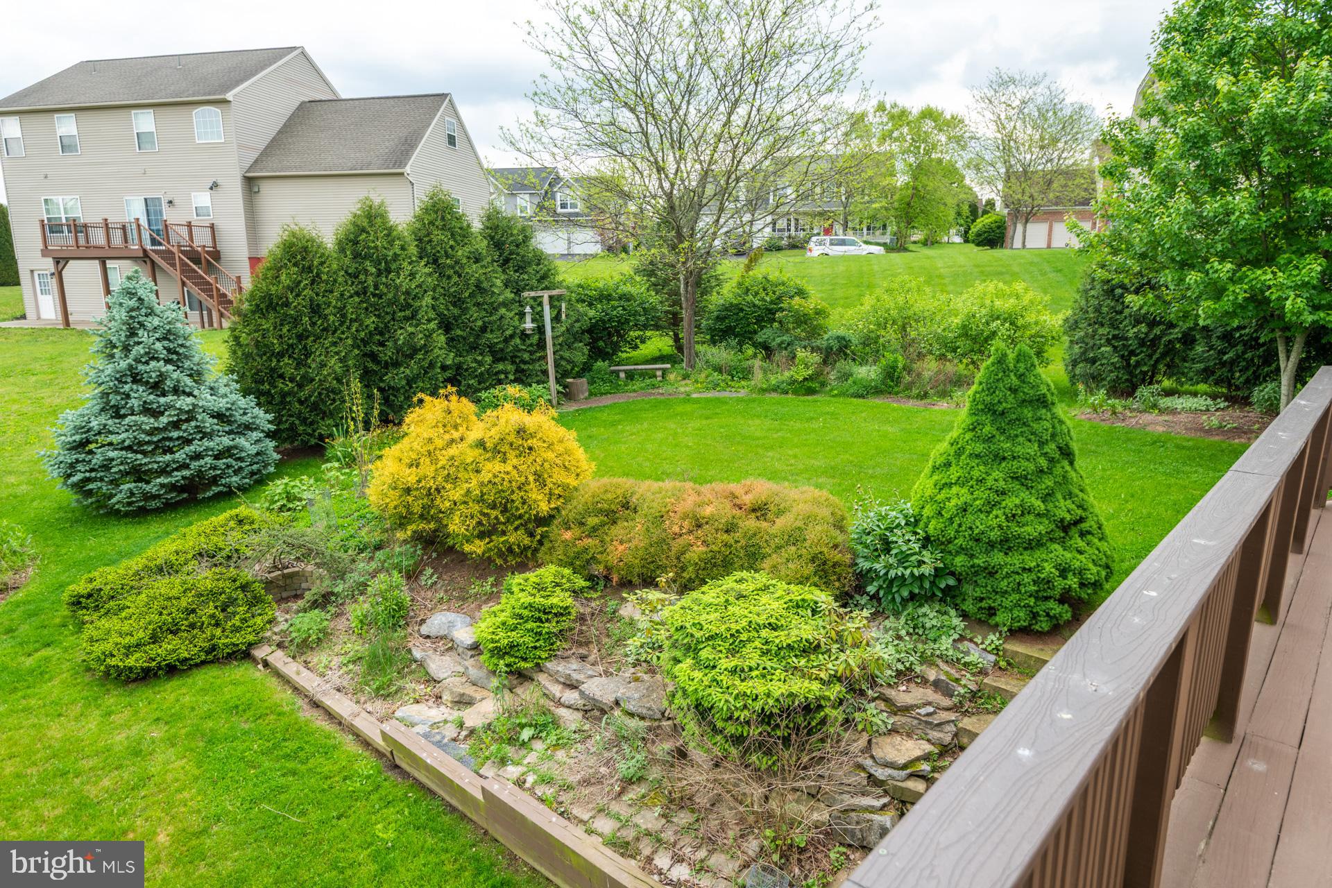 FOXPOINTE - Residential