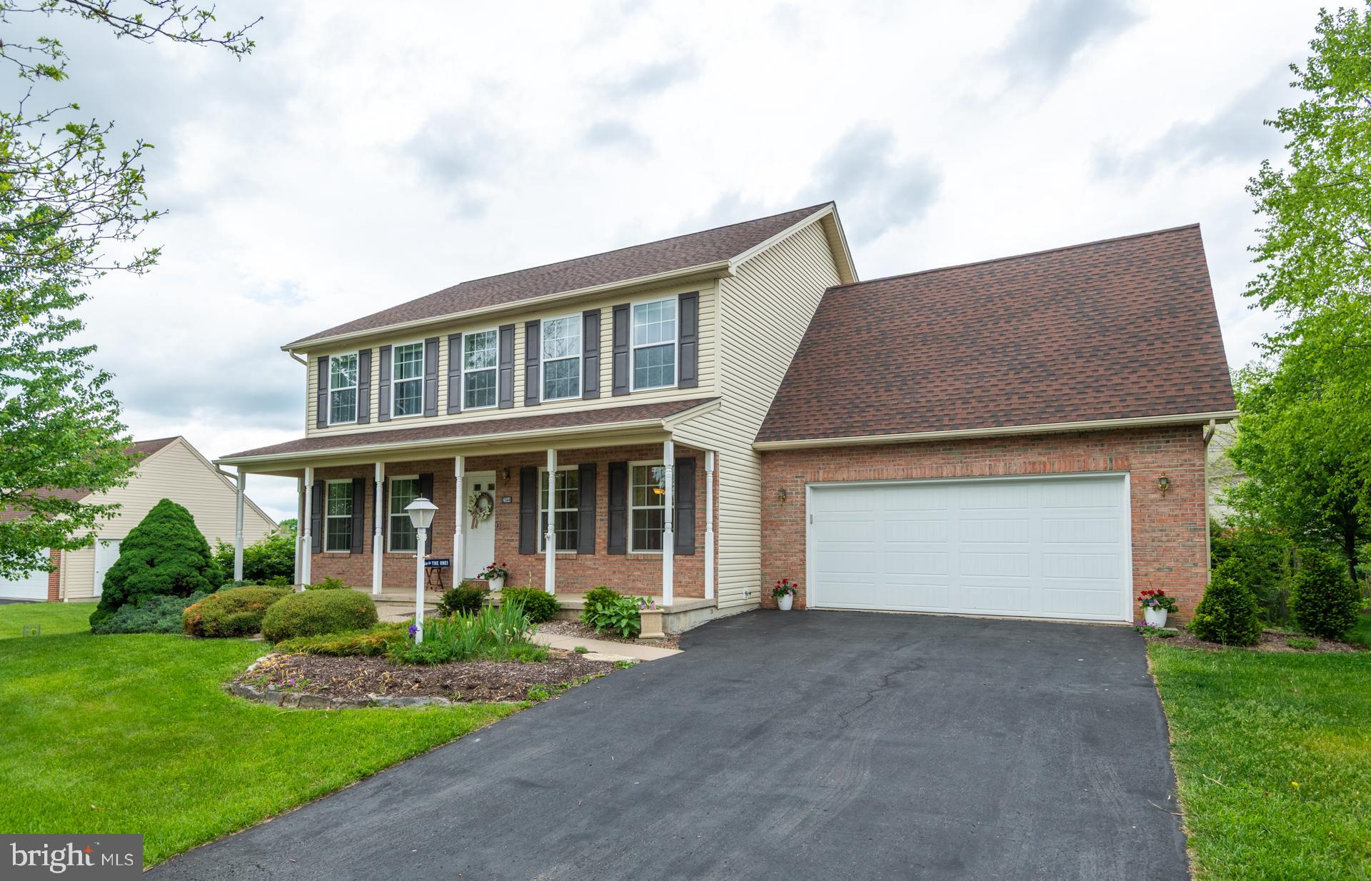 FOXPOINTE - Residential