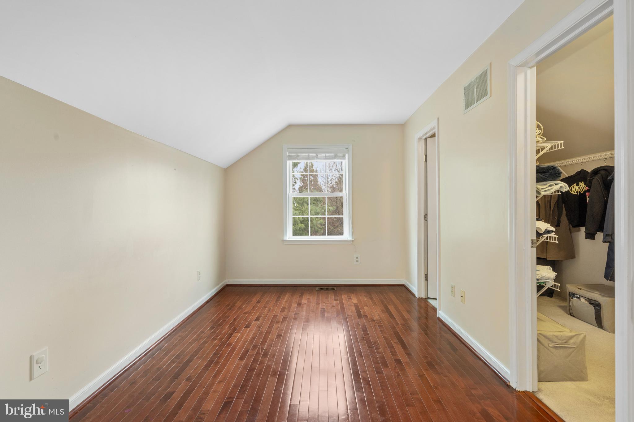 SUMMERHILL - Residential