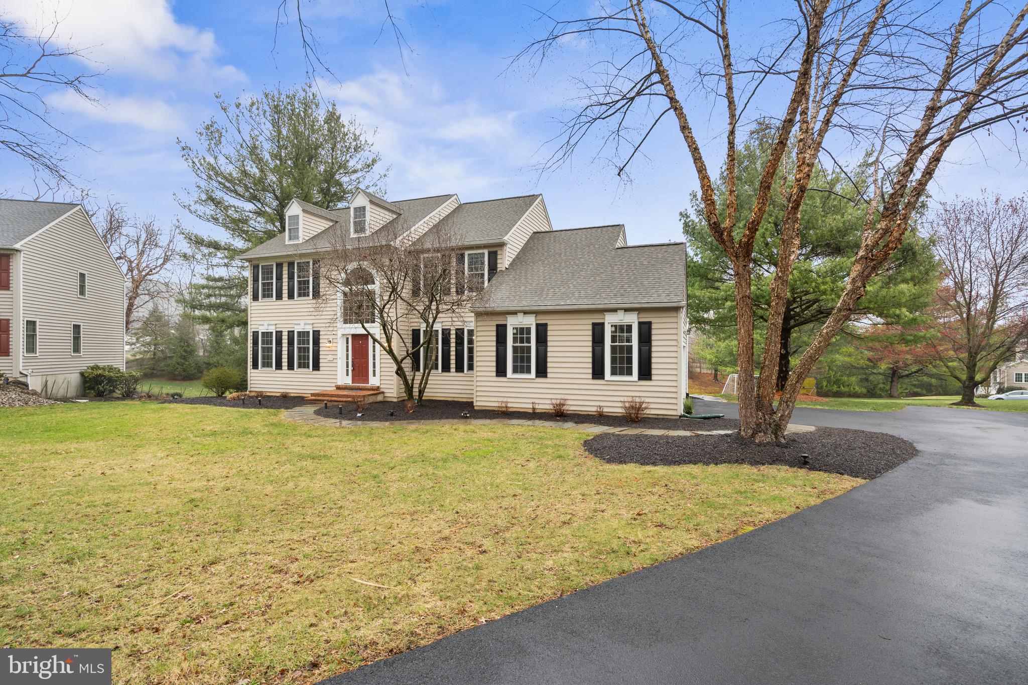 1807 HAWKWEED WAY