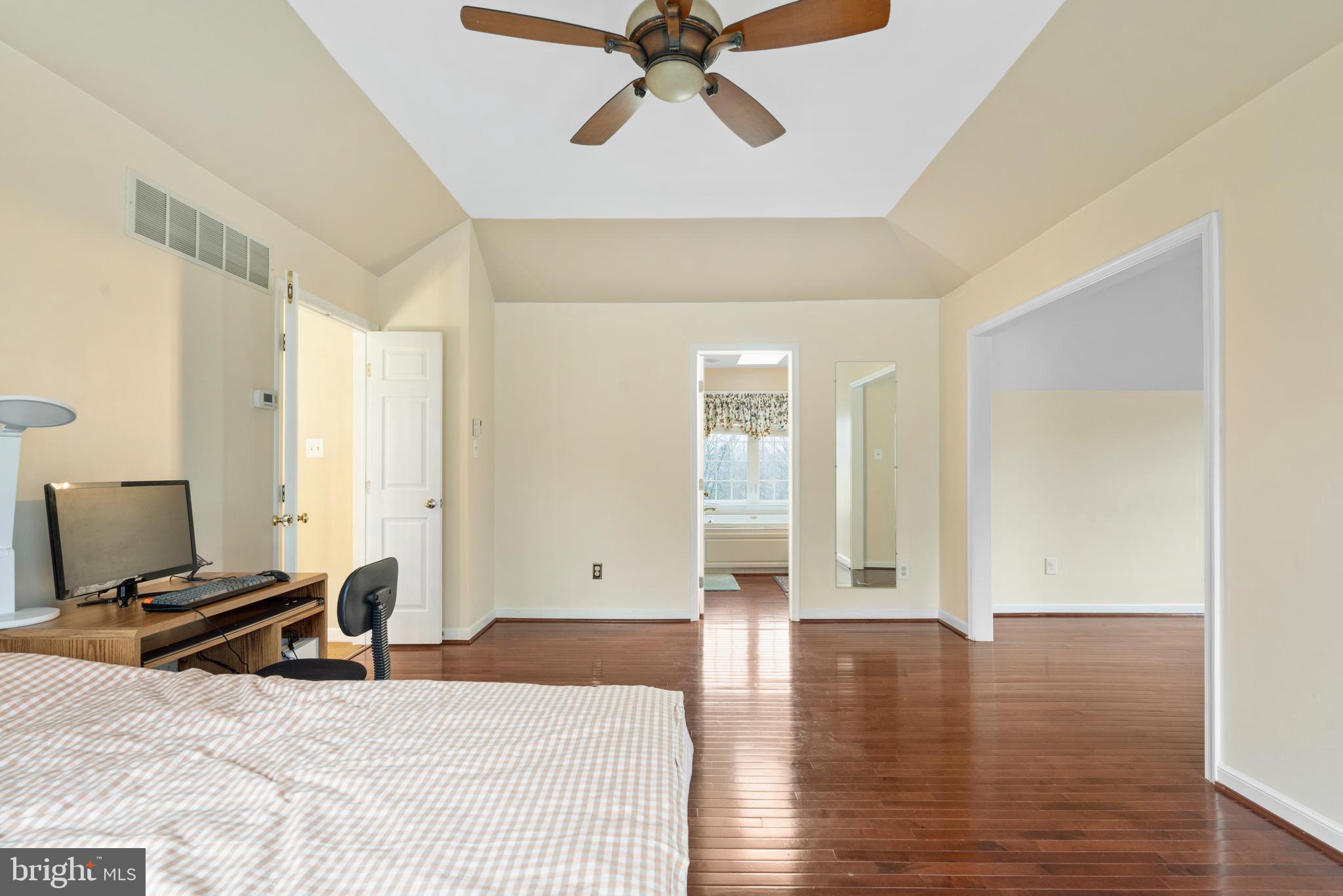 SUMMERHILL - Residential