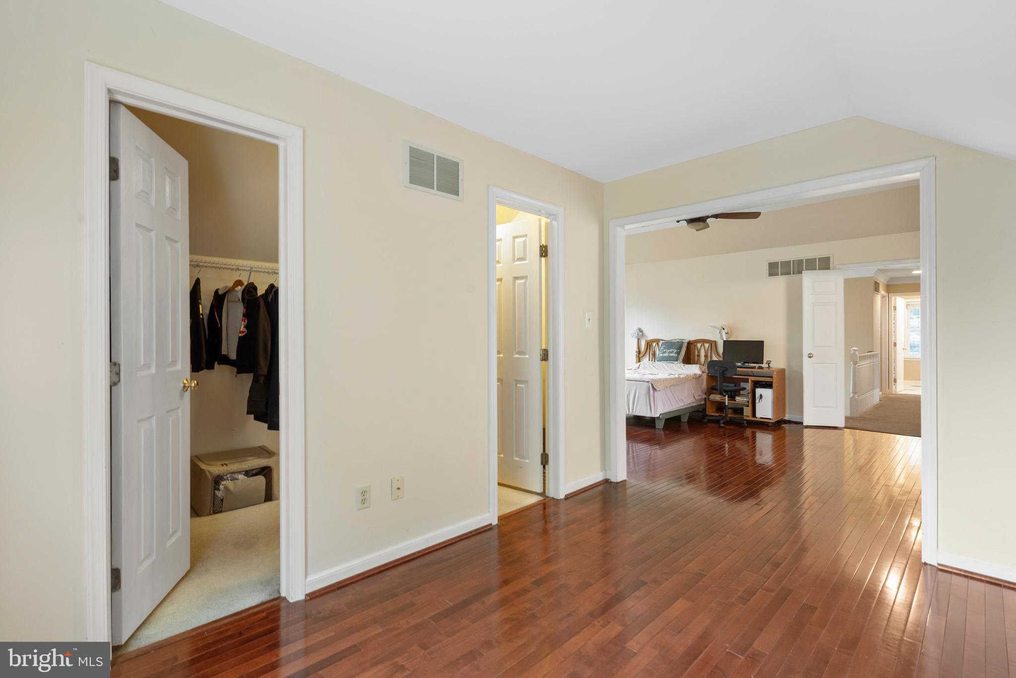 SUMMERHILL - Residential