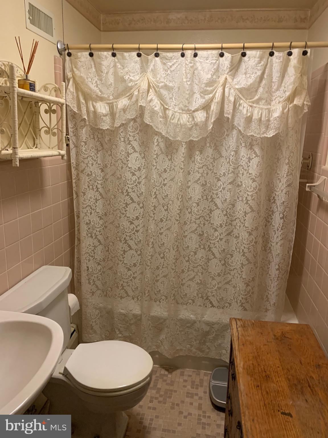 WEST END HISTORIC DISTRICT - Residential