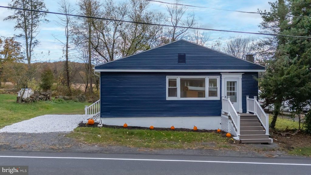 Photo of 2020 Leithsville Road, HELLERTOWN, PA 18055 (MLS # PANH2008934)