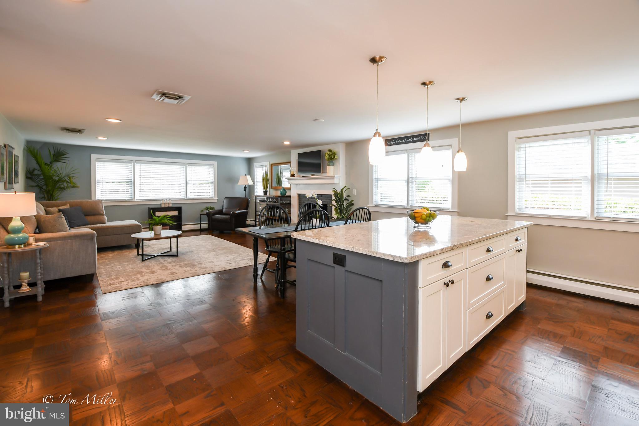 CAMPUS HILLS - Residential