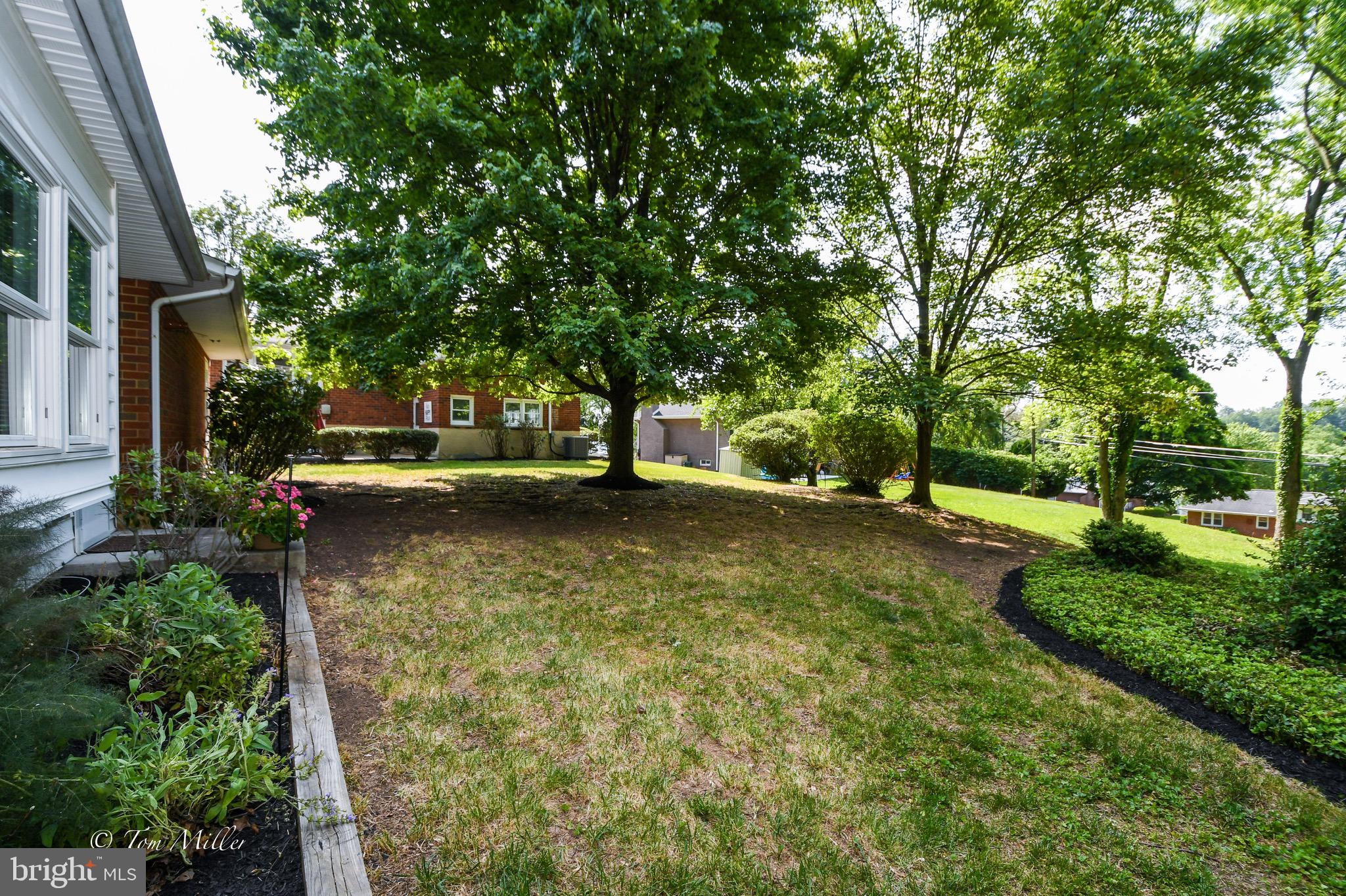 CAMPUS HILLS - Residential