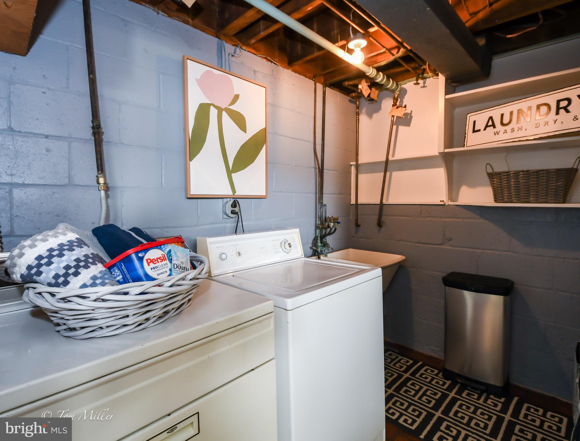 CAMPUS HILLS - Residential