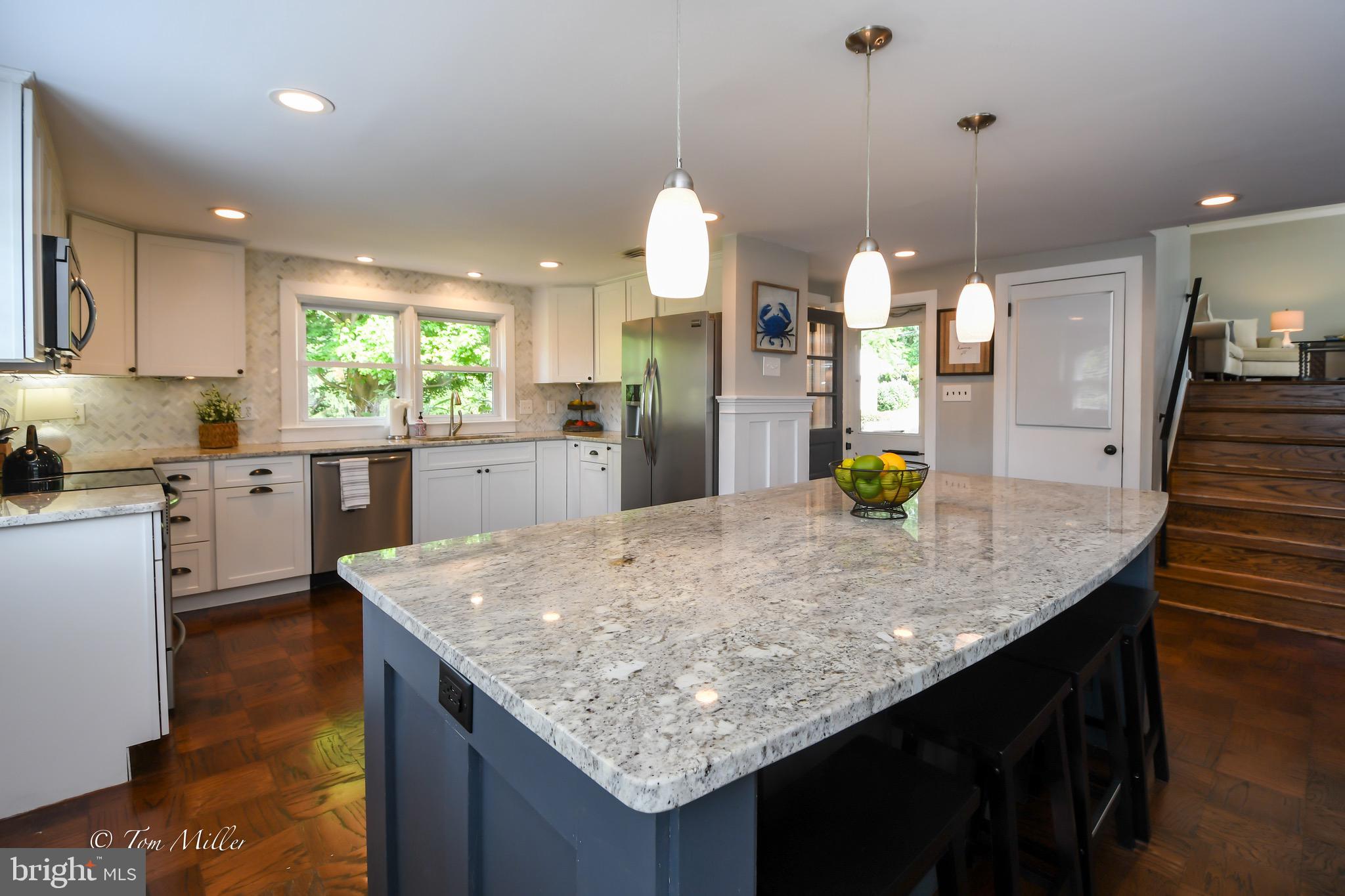 CAMPUS HILLS - Residential