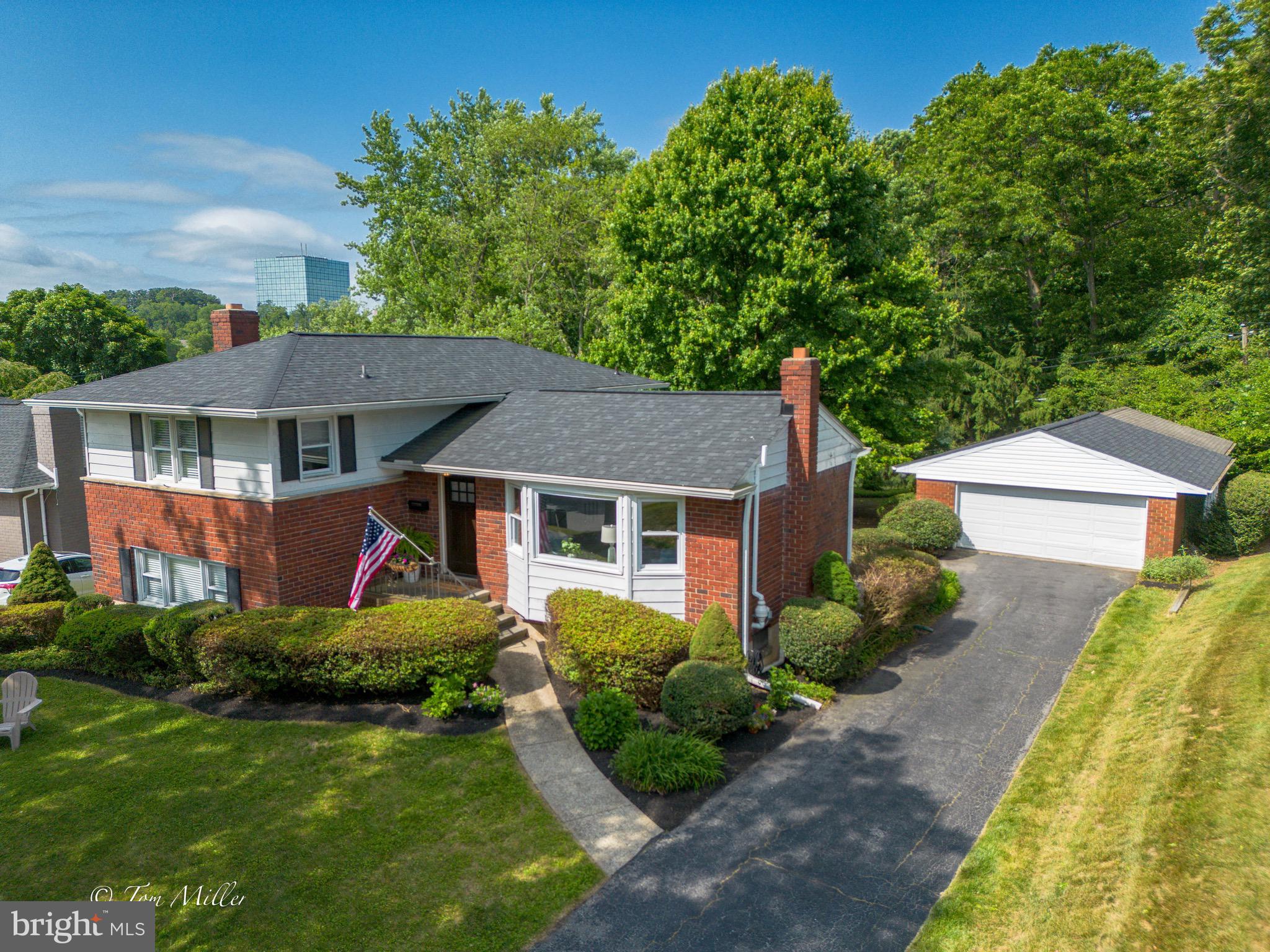 CAMPUS HILLS - Residential