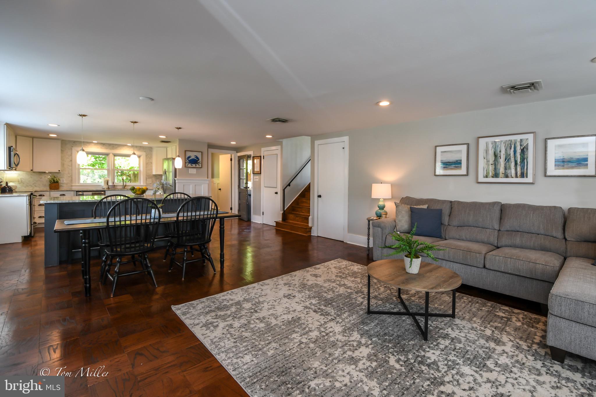 CAMPUS HILLS - Residential