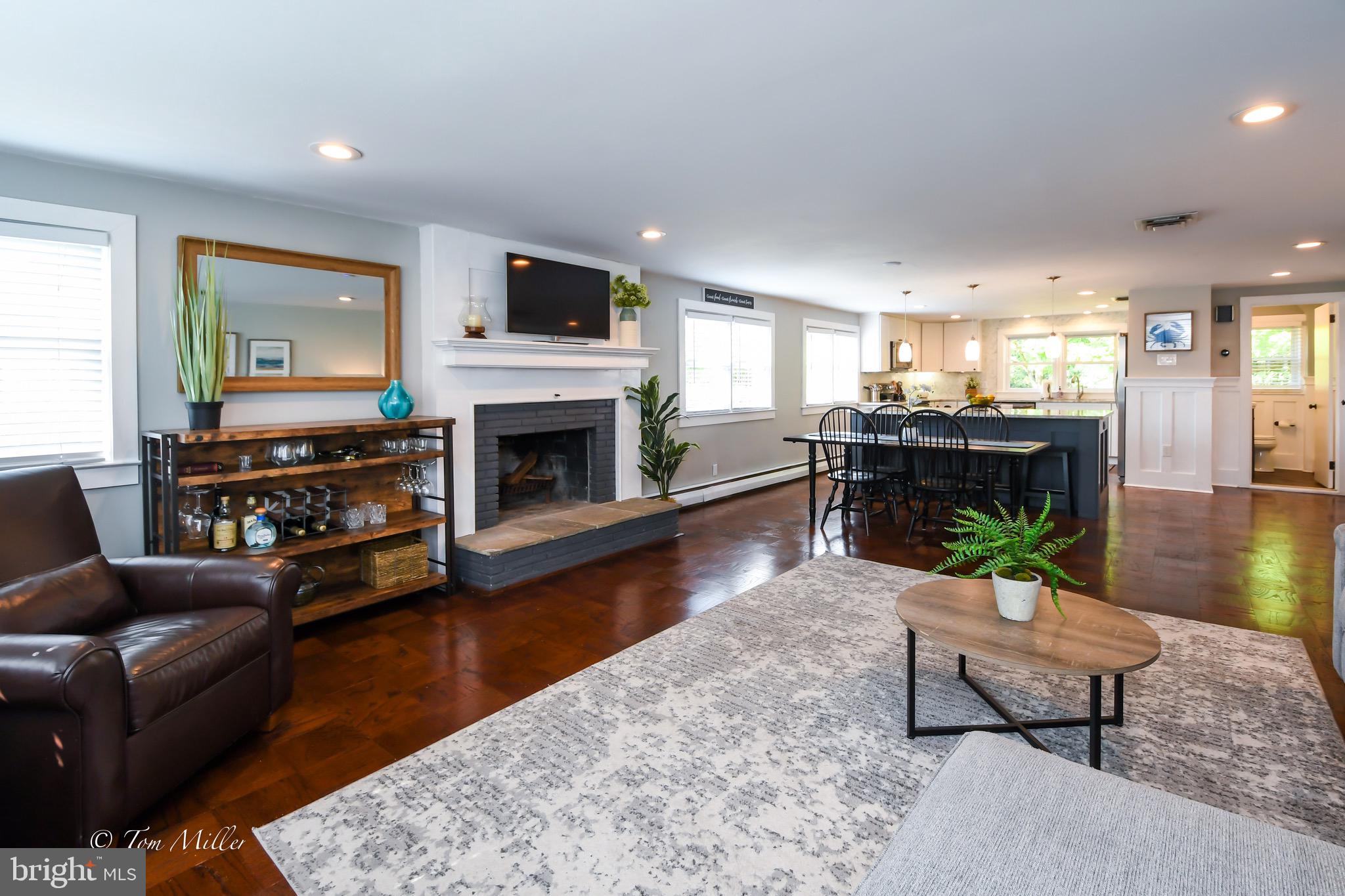 CAMPUS HILLS - Residential