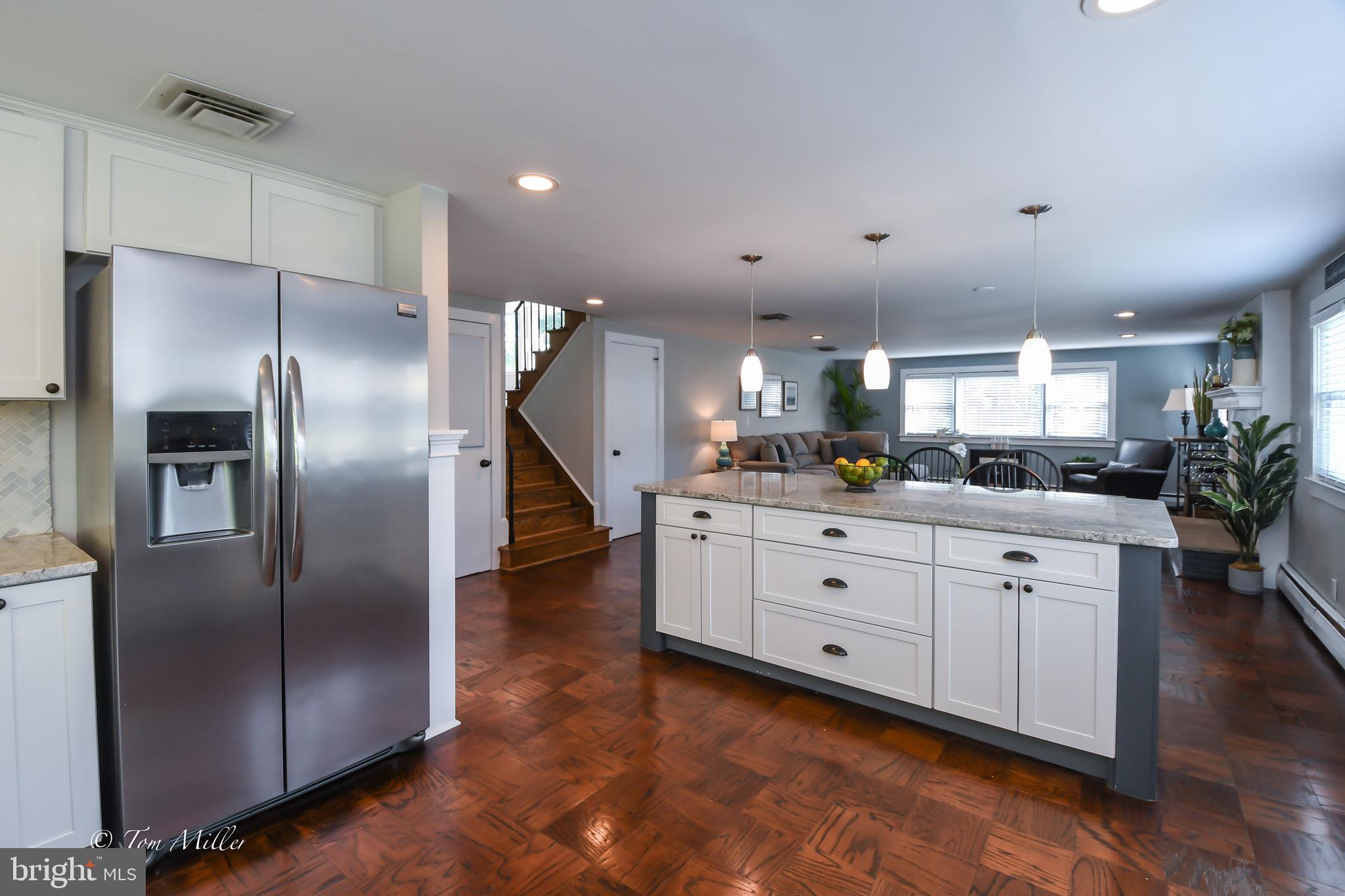 CAMPUS HILLS - Residential