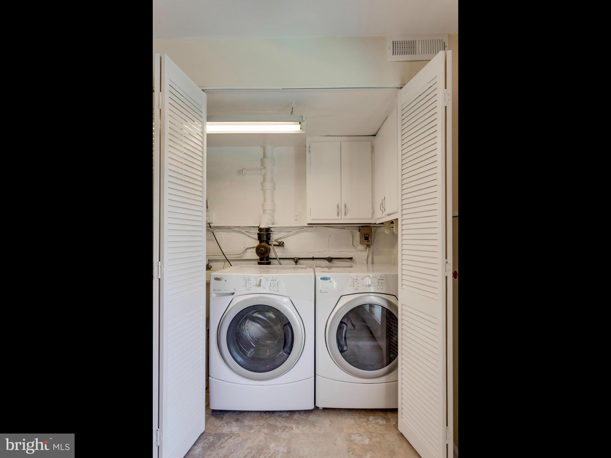 BURGUNDY FARM - Residential