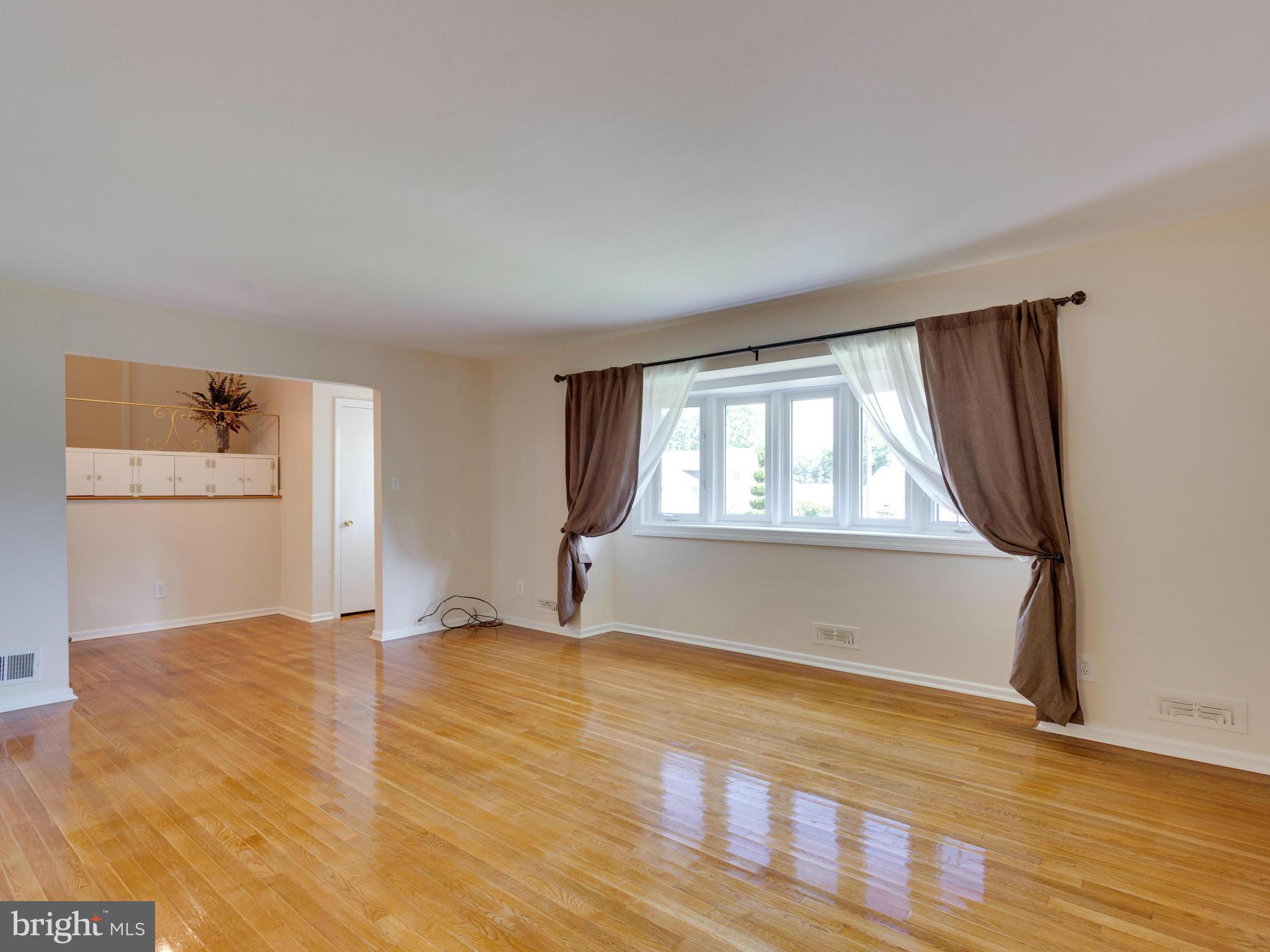 BURGUNDY FARM - Residential