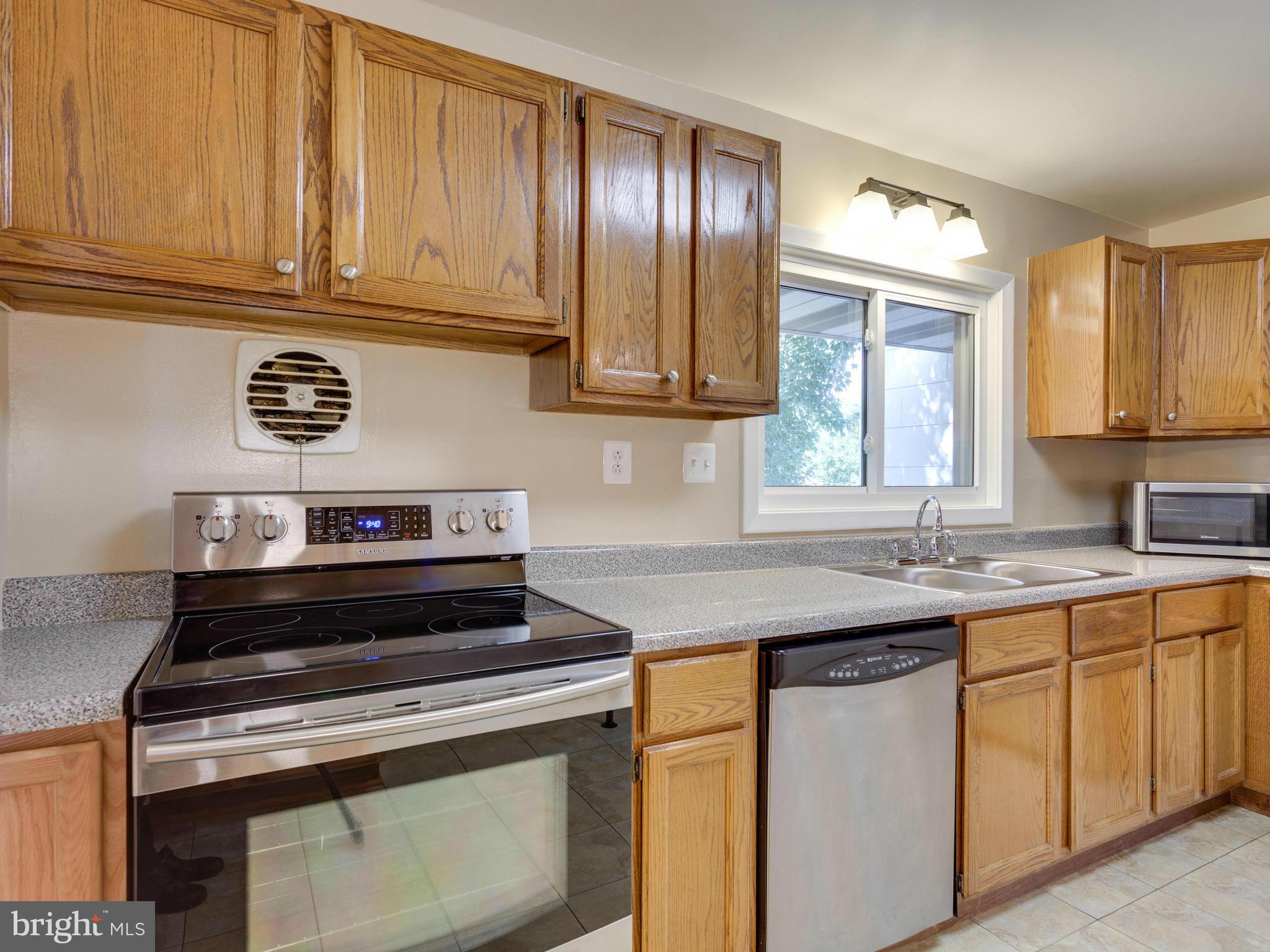 BURGUNDY FARM - Residential